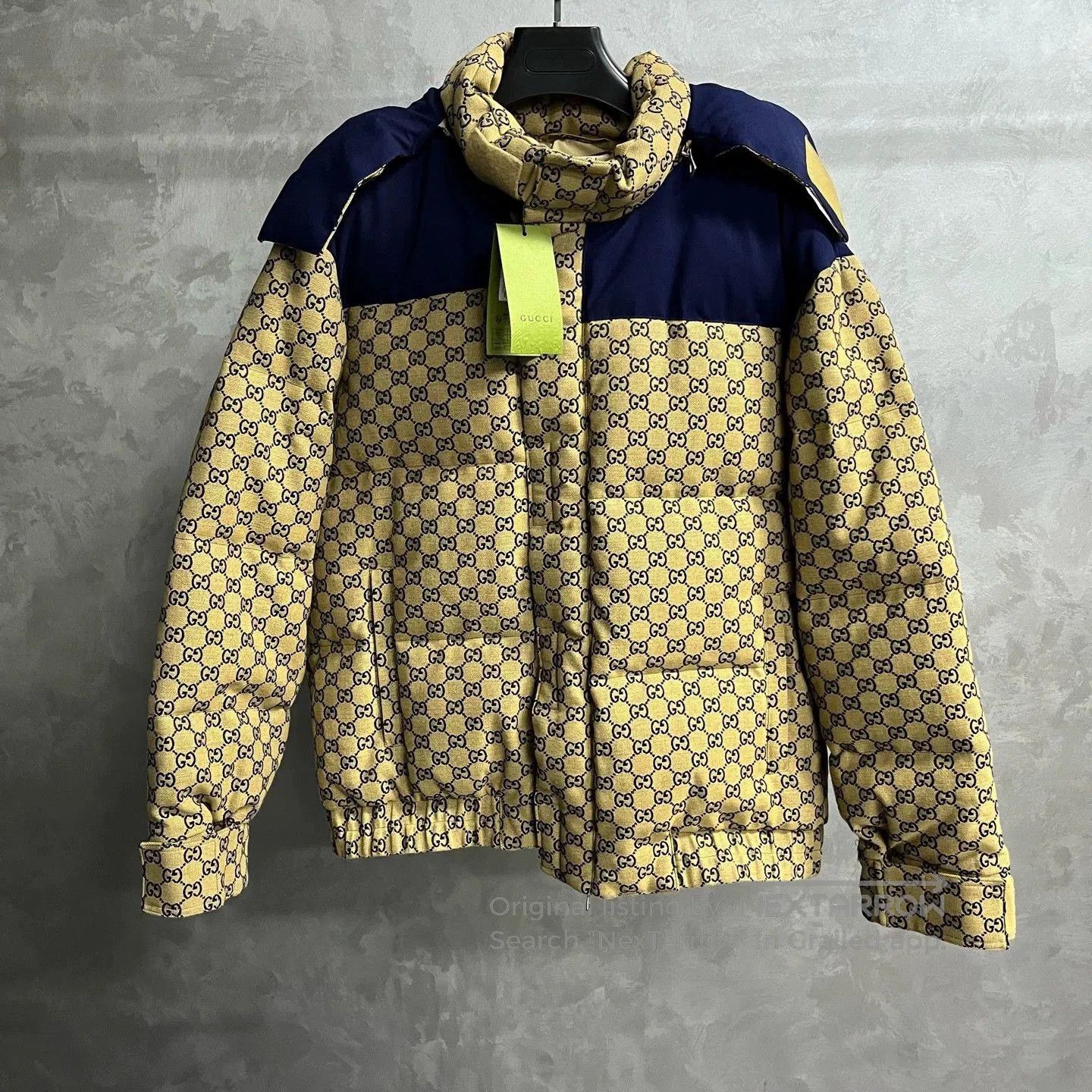 Gucci gucci brown logo print puffy jacket with hood. Size US L / EU 52-54 / 3 - 1 Thumbnail