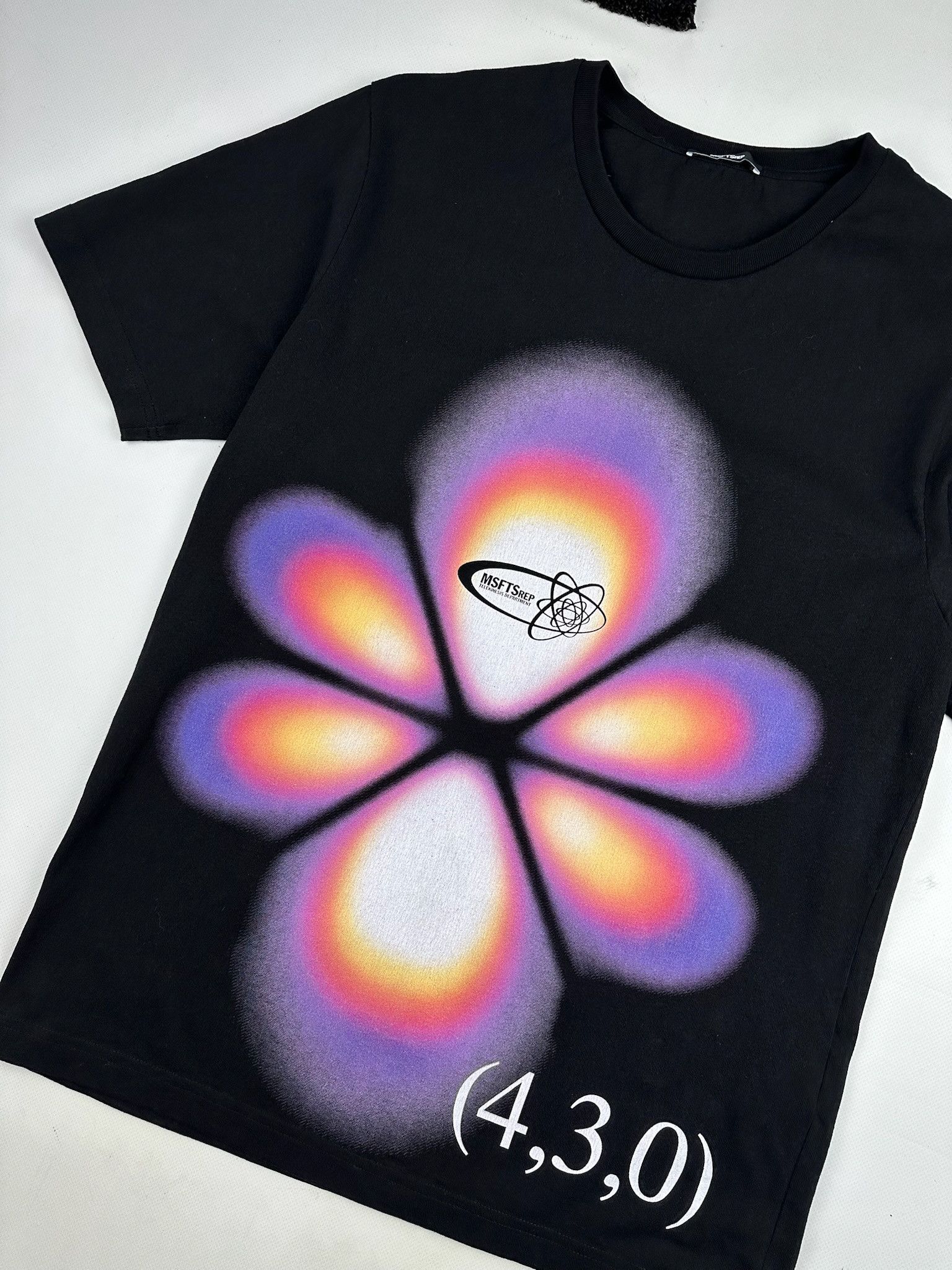 Msftsrep MSFTSrep Tee acid rave flower Size US M / EU 48-50 / 2 - 8 Thumbnail