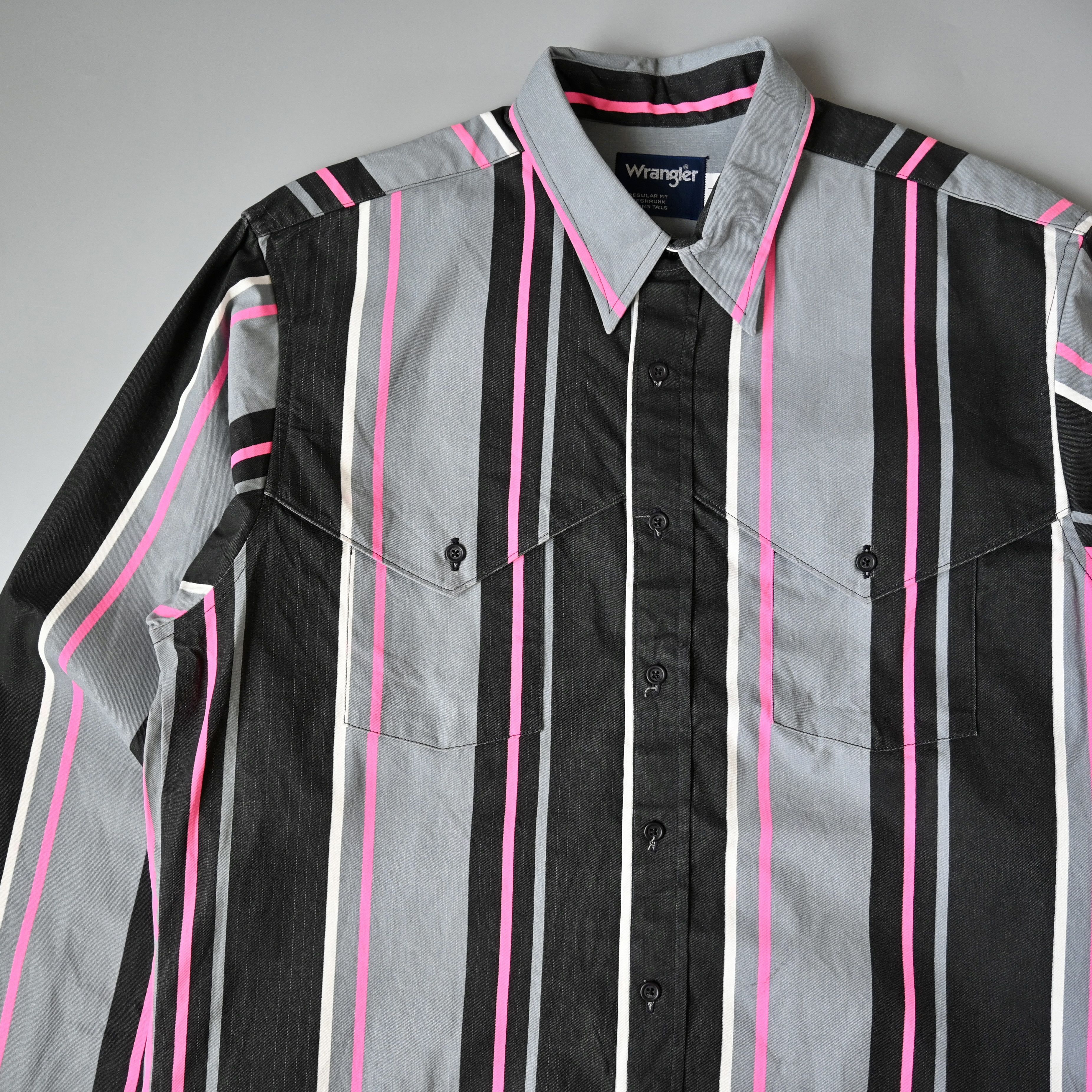 Vintage MINT, 1990s Wrangler Brushpopper cape shirt grey x pink Size US L / EU 52-54 / 3 - 1 Thumbnail