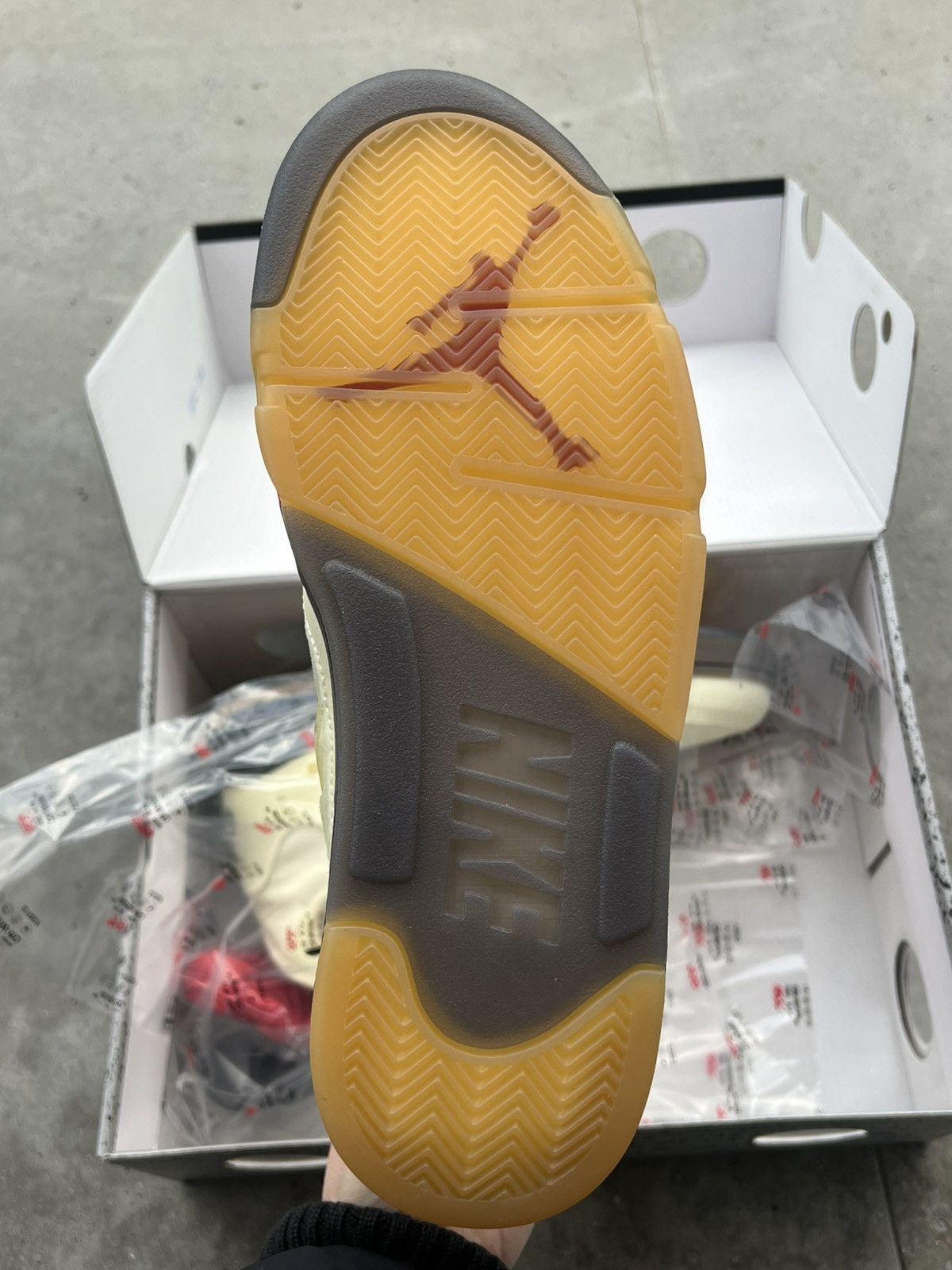 Designer × Nike × Off-White Jordan 5 V x Off-White sail Size US 10.5 / EU 43-44 - 7 Thumbnail