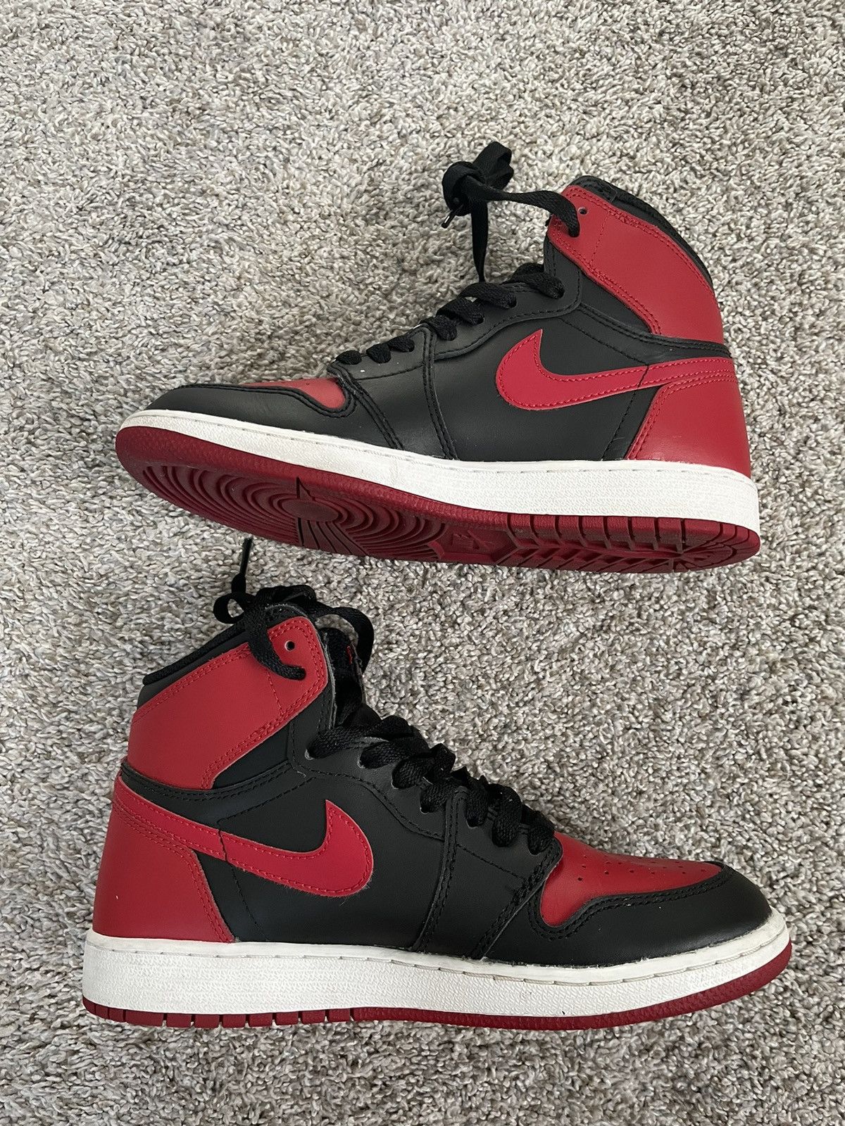 Jordan Brand Air Jordan 1 Retro OG Bred Size US 6 / EU 39 - 3 Thumbnail