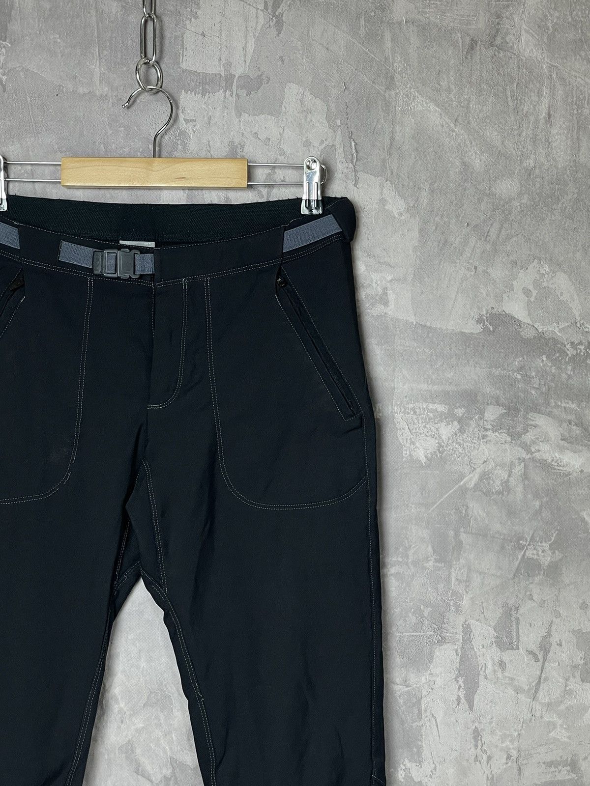 Nike ACG × Vintage VINTAGE NIKE ACG LIGHT OUTDOOR TRACK PANTS Size 26" / US 2 / IT 38 - 5 Thumbnail