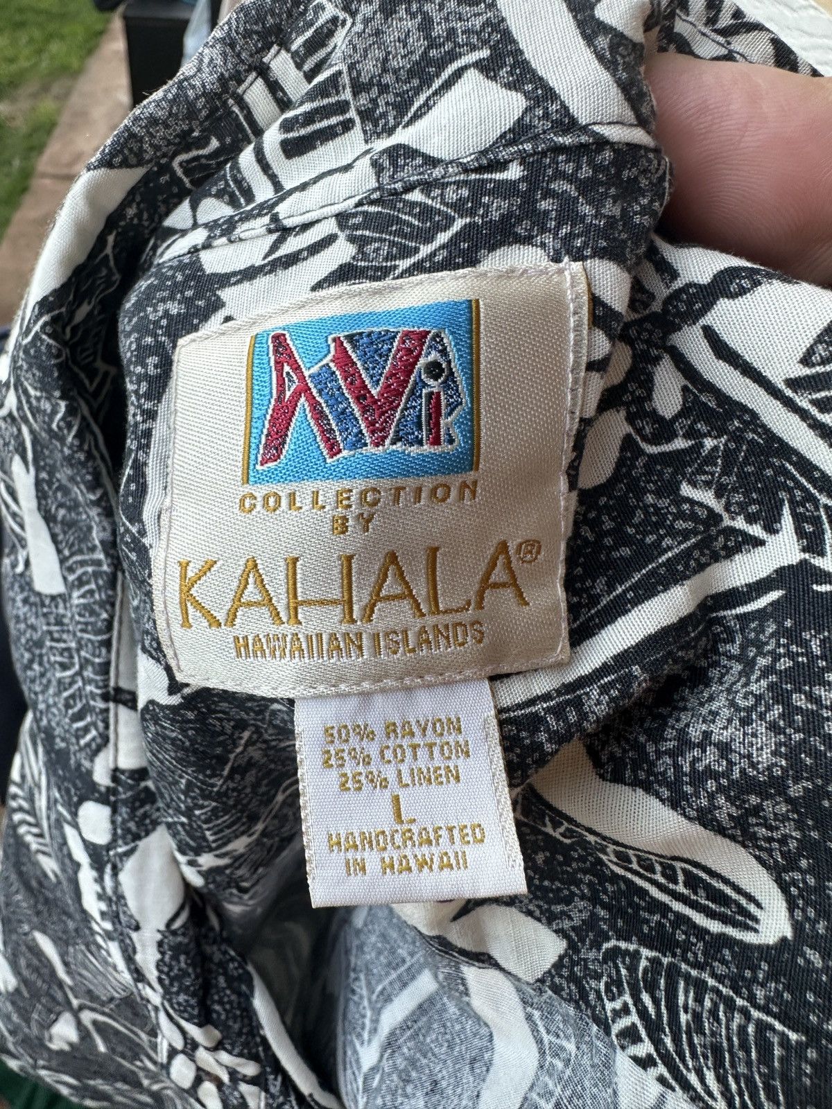 Other PreOwned Kahala Gray Hawaiian Print Full Button Men's Large Size US L / EU 52-54 / 3 - 4 Thumbnail
