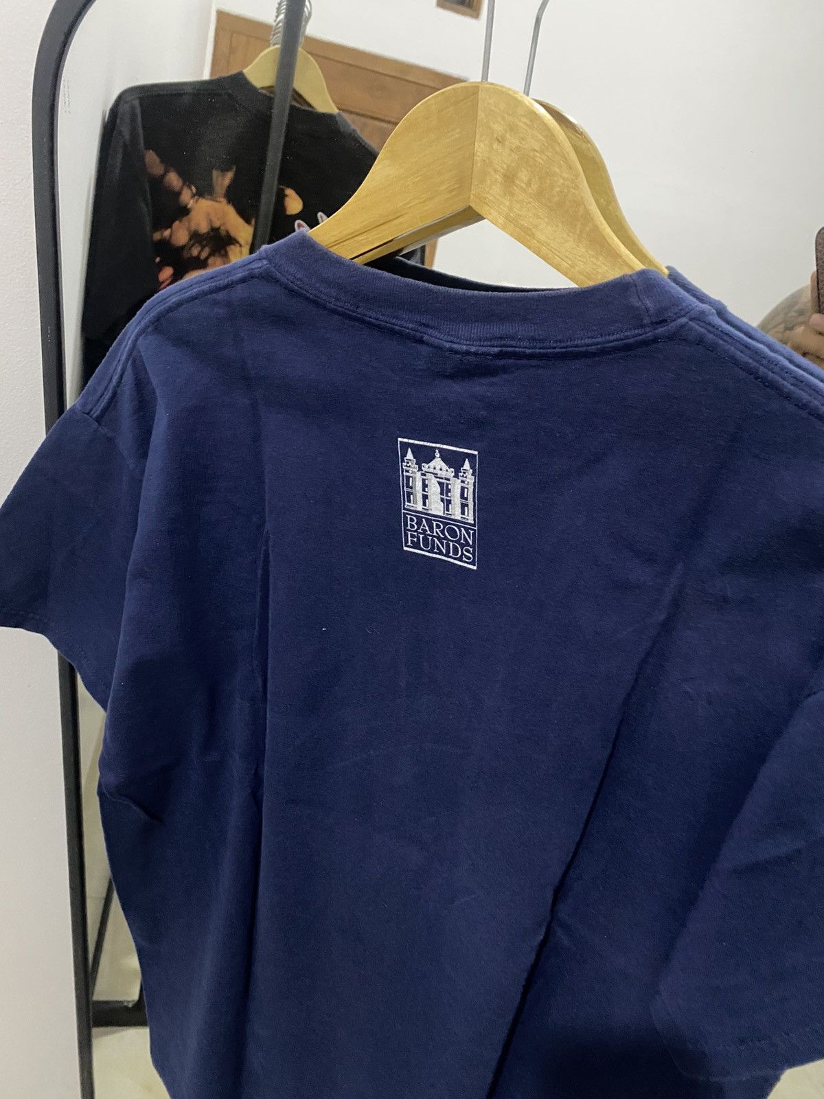Other Baron Funds NYC 2002 “We Can Do It” Graphic T-Shirt Vintage Size US L / EU 52-54 / 3 - 3 Thumbnail