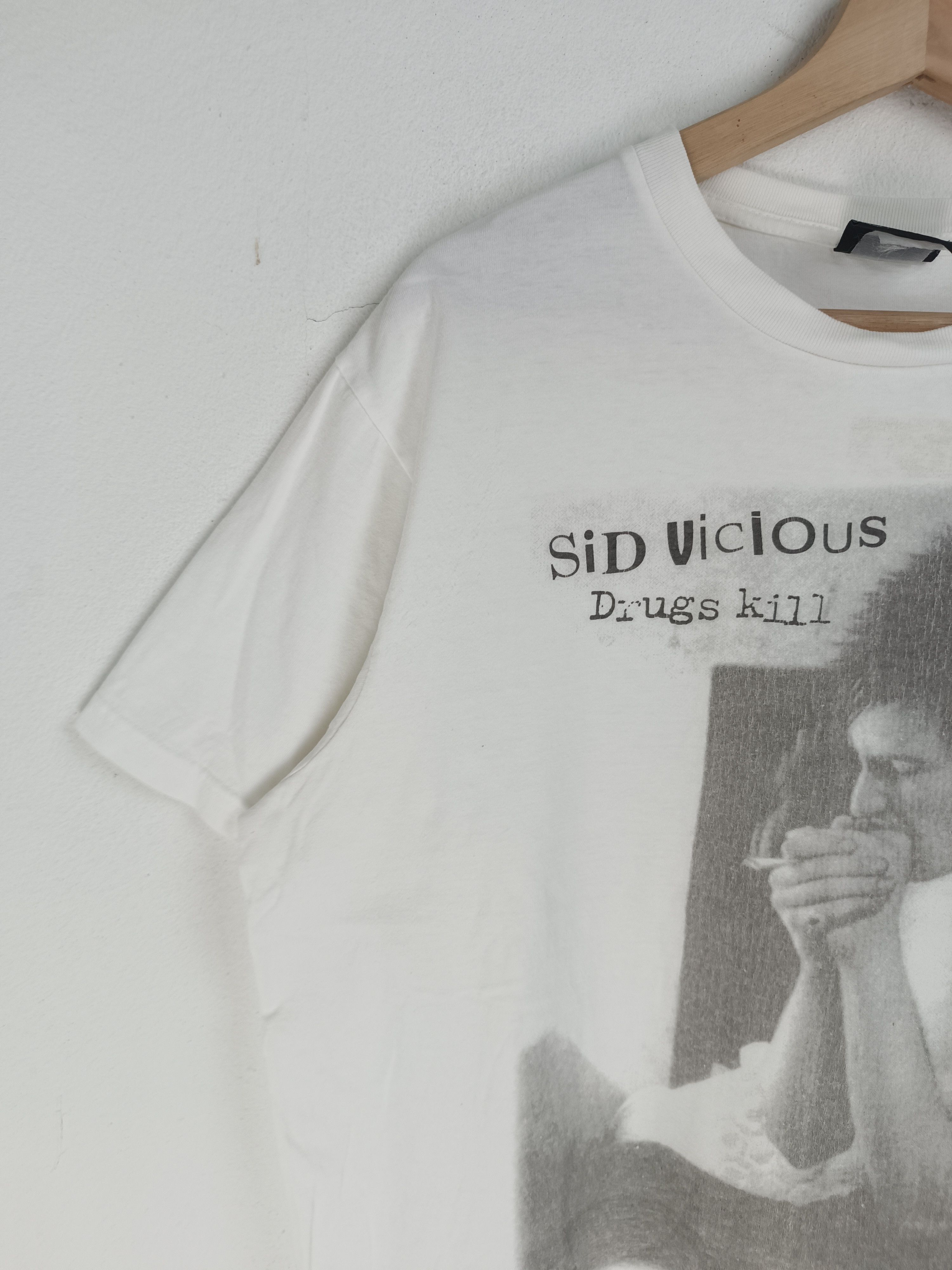 Band Tees VINTAGE 2000s SEX PISTOLS SID VICIOUS VIVIENNE PUNK CLASH Size US L / EU 52-54 / 3 - 5 Thumbnail
