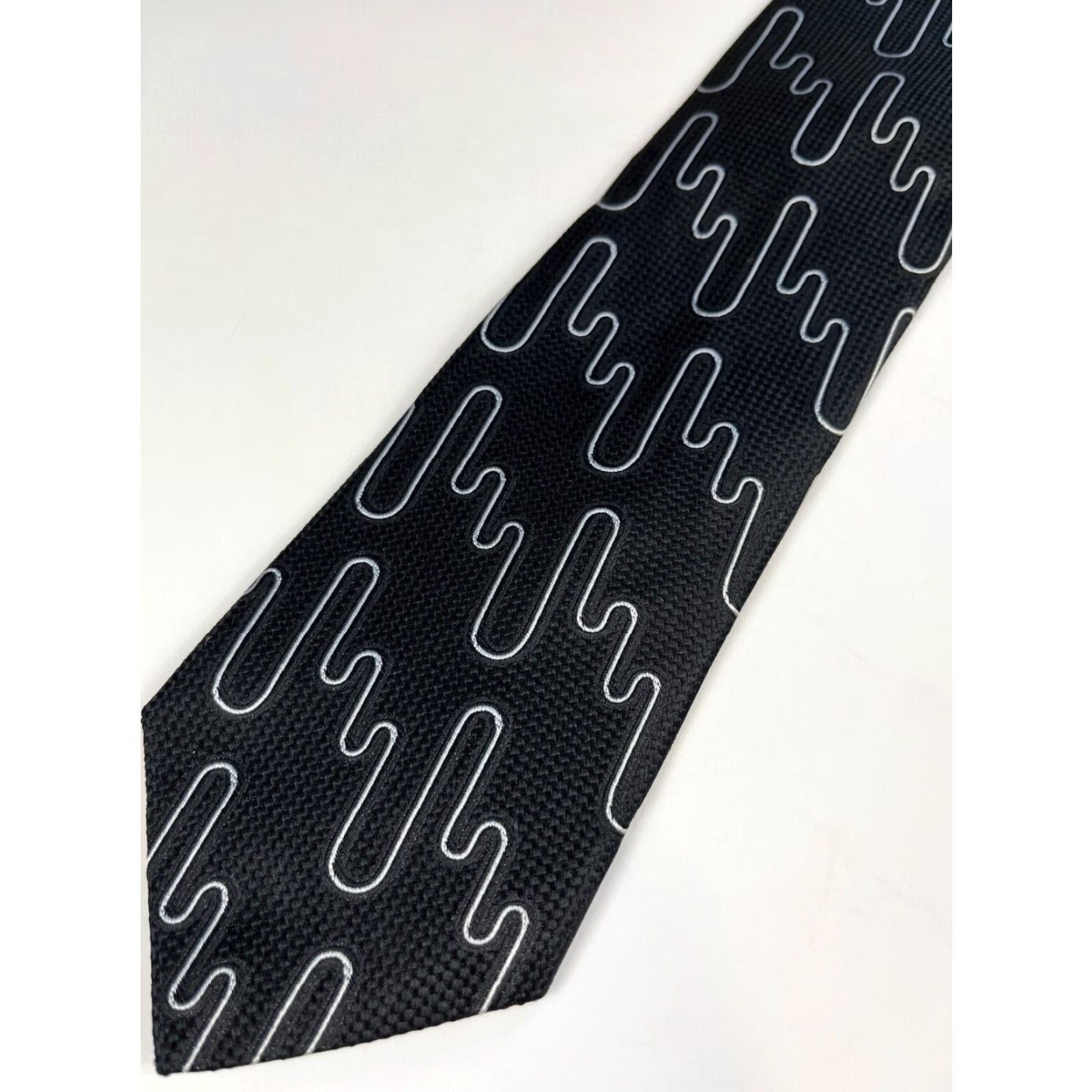 Robert Graham VINTAGE NWT Men's Robert Graham Luxury Silk Tie Abstract Made in USA Size ONE SIZE - 4 Thumbnail