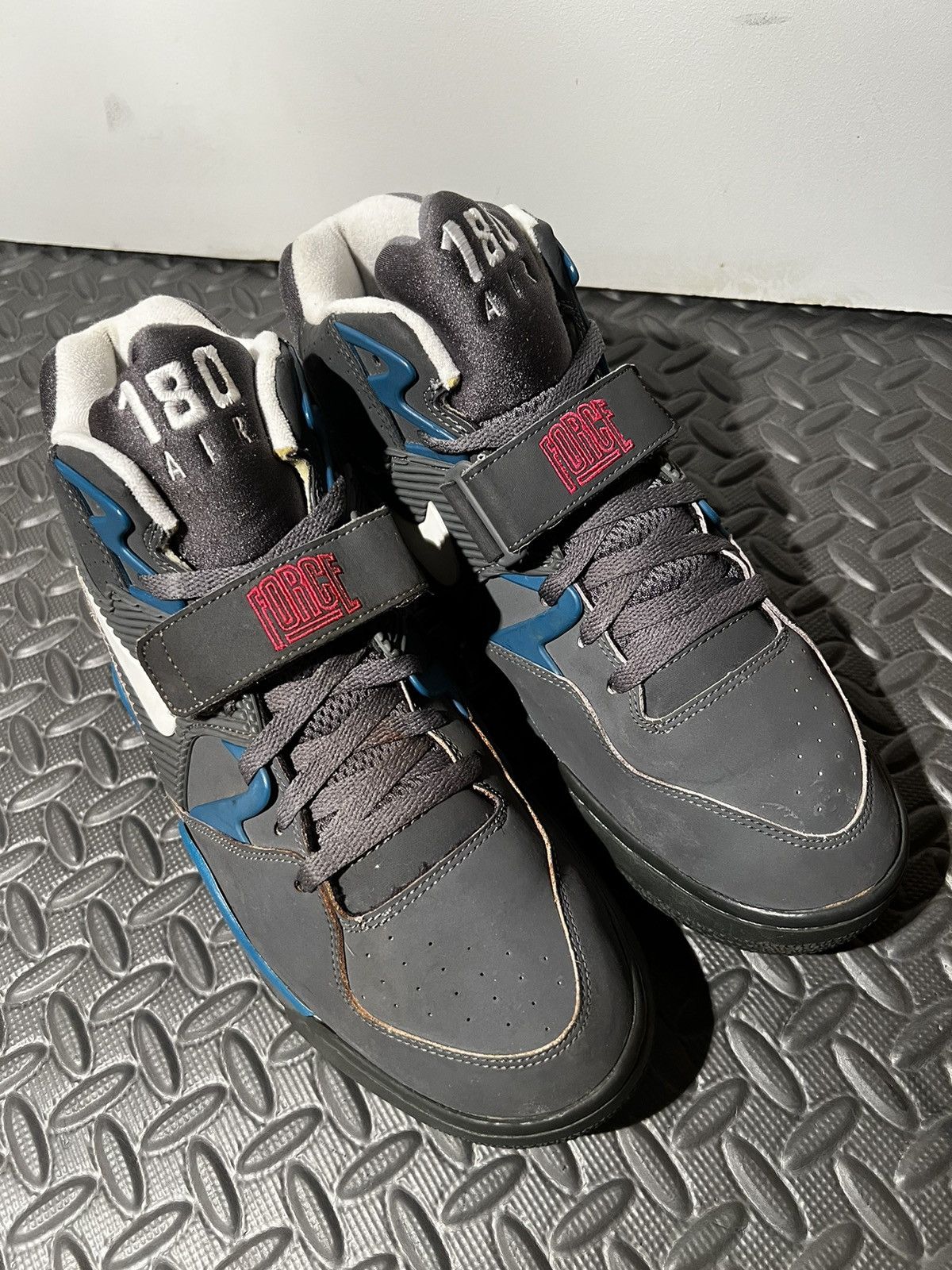 Nike RARE Nike Air Force 180 Grey Blue size 13 Mens Basketball Size US 13 / EU 46 - 2 Thumbnail