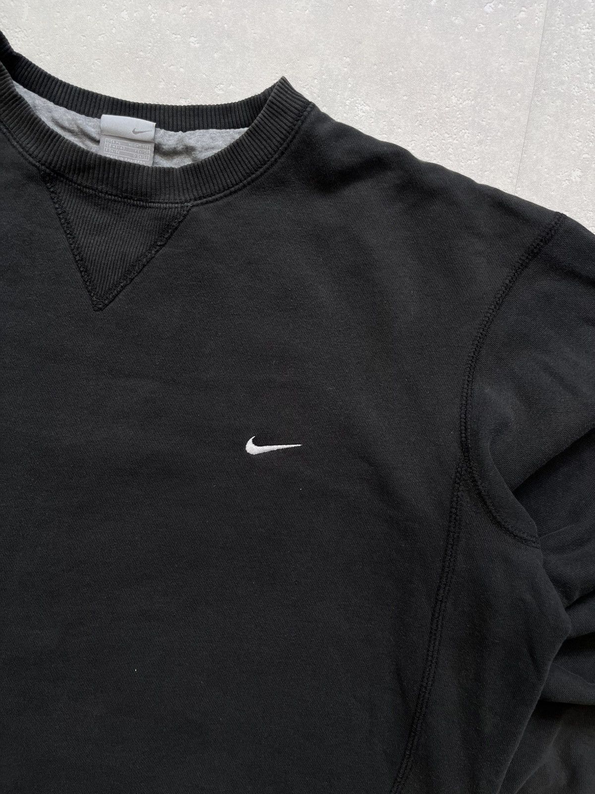 Nike 90’s NIKE VINTAGE RETRO BASIC SWOOSH LOGO BOXY CREWNECK Y2K Size US XL / EU 56 / 4 - 2 Thumbnail