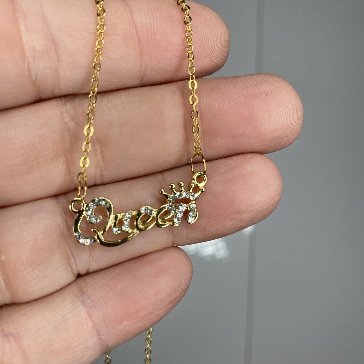 Other Queen Necklace Goldtone Rhinestone Crown Pendant New 17.5in Size ONE SIZE - 4 Thumbnail