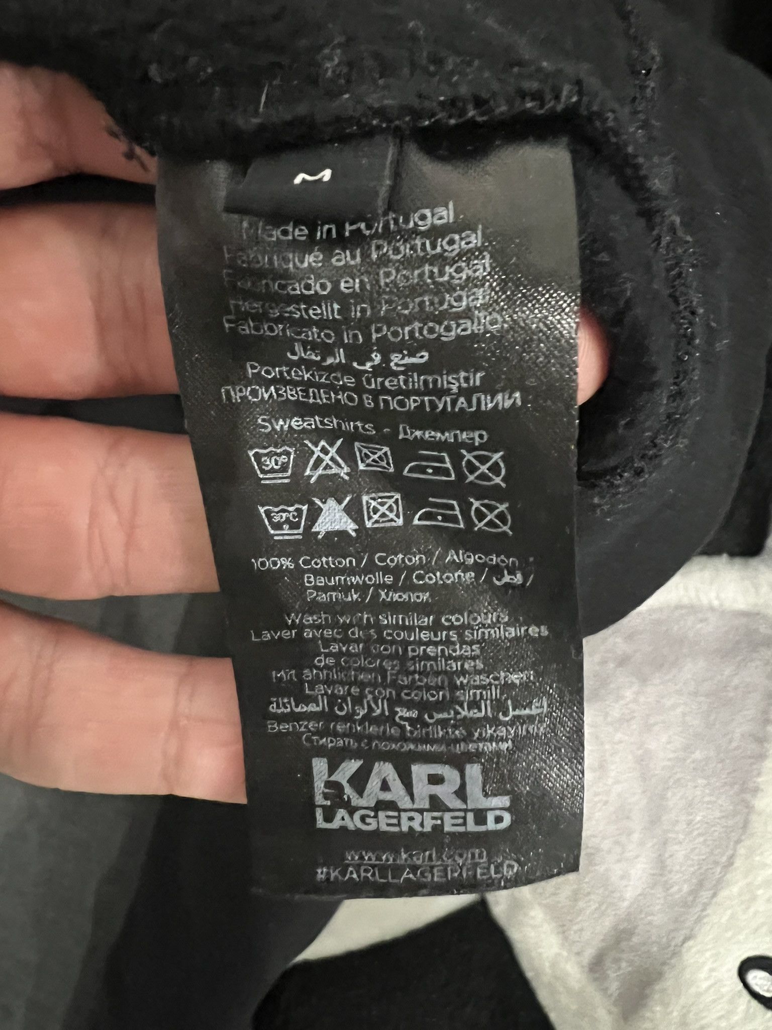 Karl Lagerfeld Ikonik Embroidered Logo V-Neck Sweatshirt Size US M / EU 48-50 / 2 - 5 Thumbnail