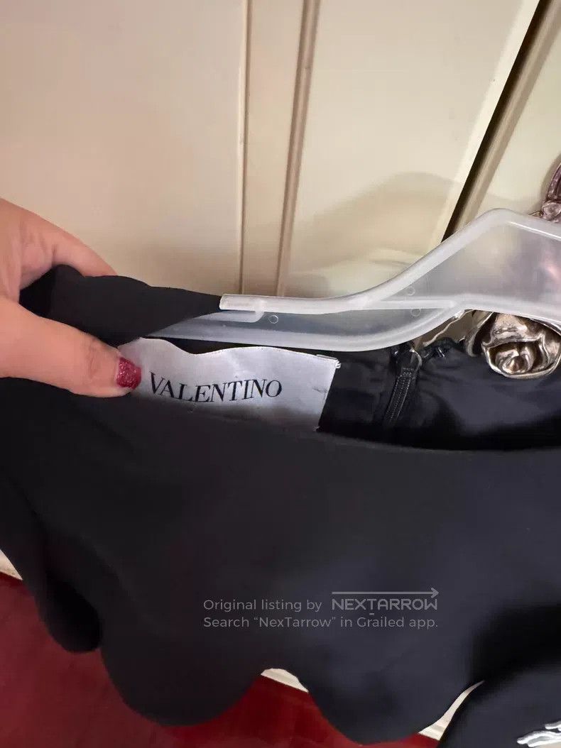 Valentino Valentino Black dress with bow Size L / US 10 / IT 46 - 3 Thumbnail