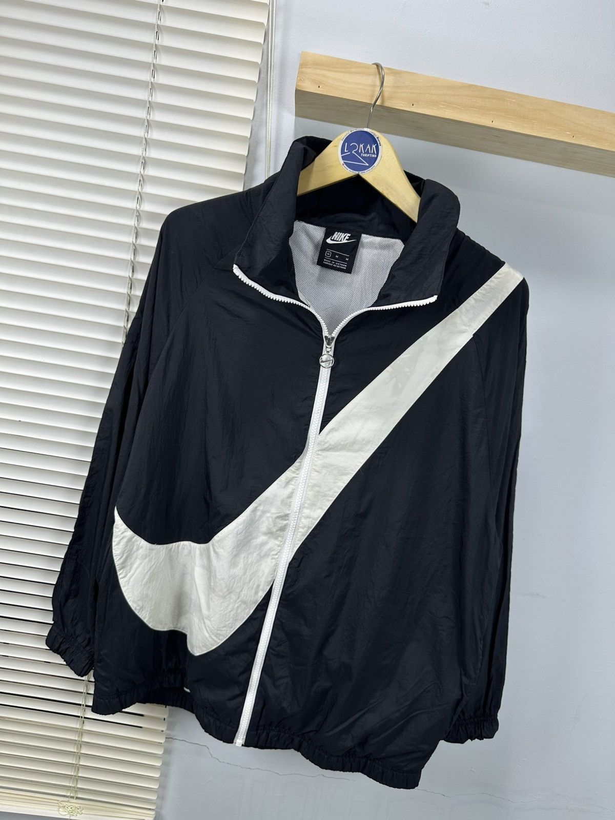 Nike NIKE SWOOSH WINDBREAKER Size US XL / EU 56 / 4 - 1 Thumbnail