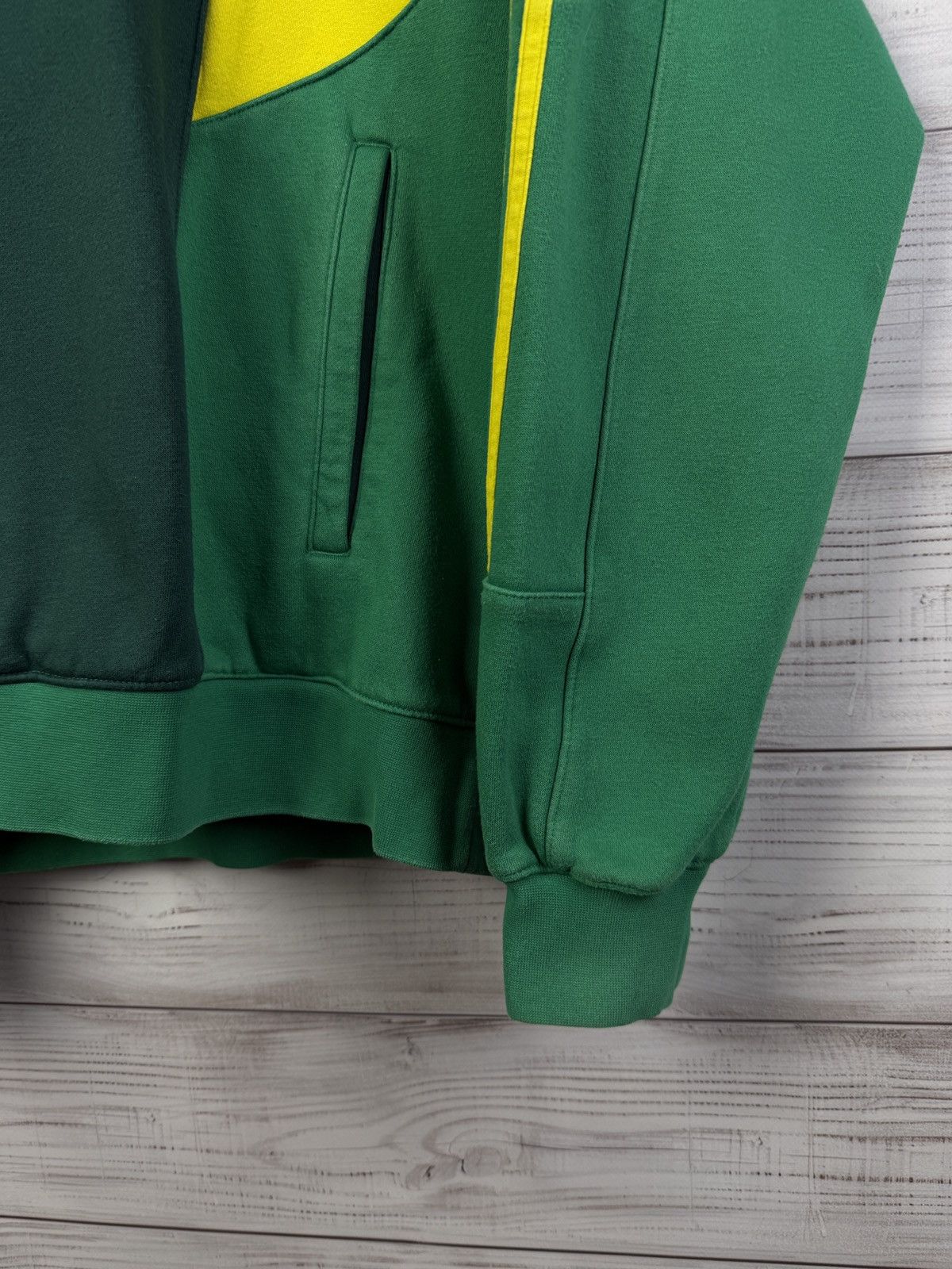 Adidas Y2K Celtic Adidas Soccer Zip Sweatshirt Jersey Size US M / EU 48-50 / 2 - 4 Thumbnail