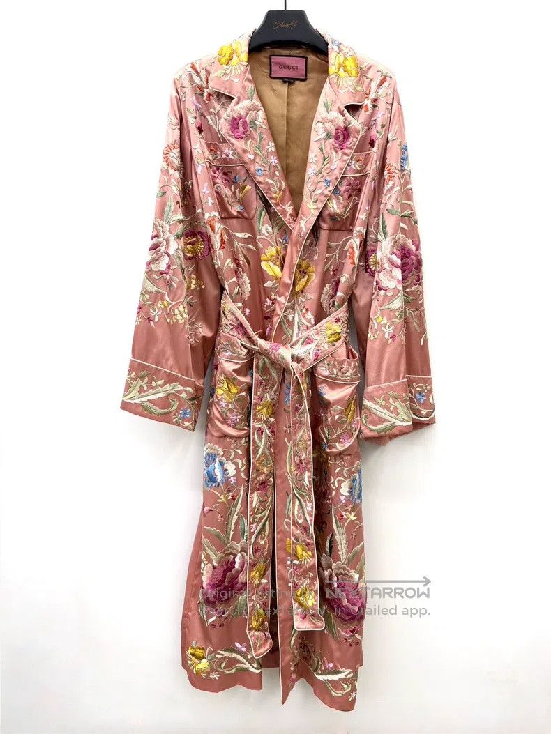 Gucci Gucci Floral embroidered mulberry silk nightgown coat Size M / US 6-8 / IT 42-44 - 1 Thumbnail