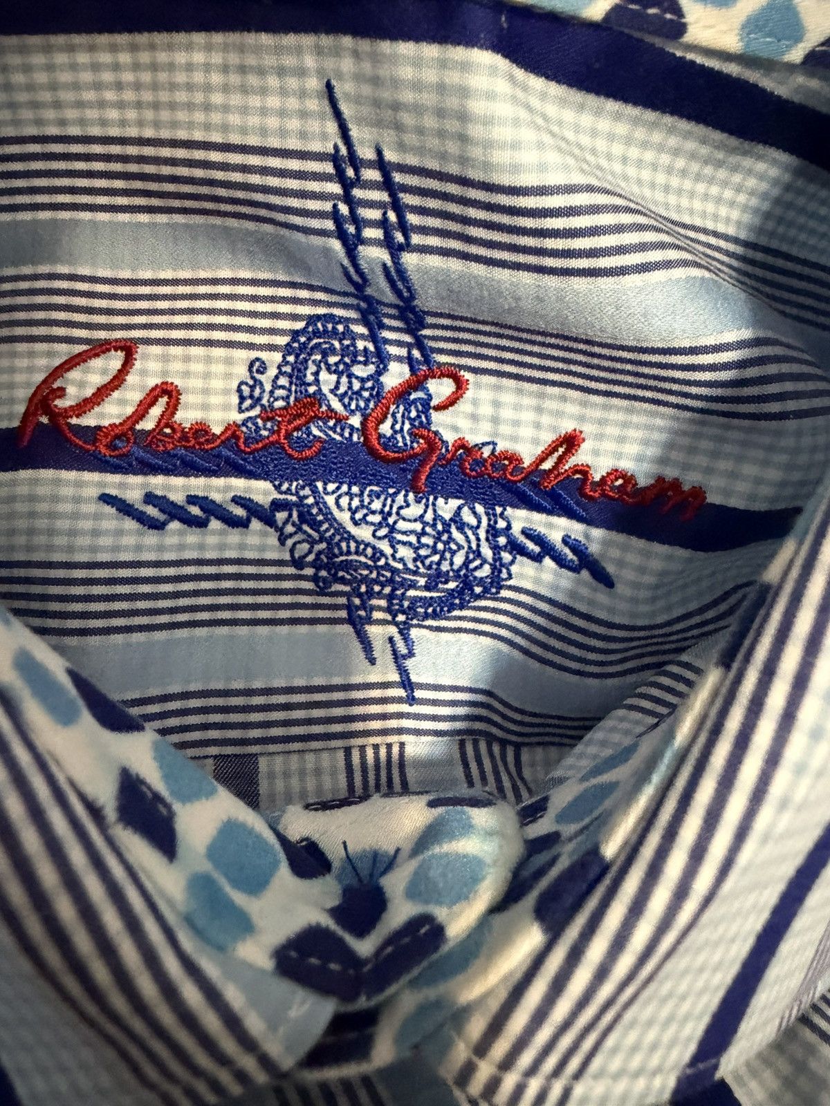 Robert Graham Robert Graham Blue/White Stripe Flip Cuff Shirt Sz M Size US M / EU 48-50 / 2 - 5 Thumbnail
