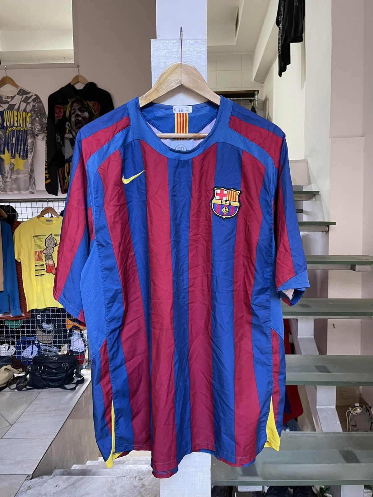 Vintage FC Barcelona Home Jersey 10 Ronaldinho RARE
