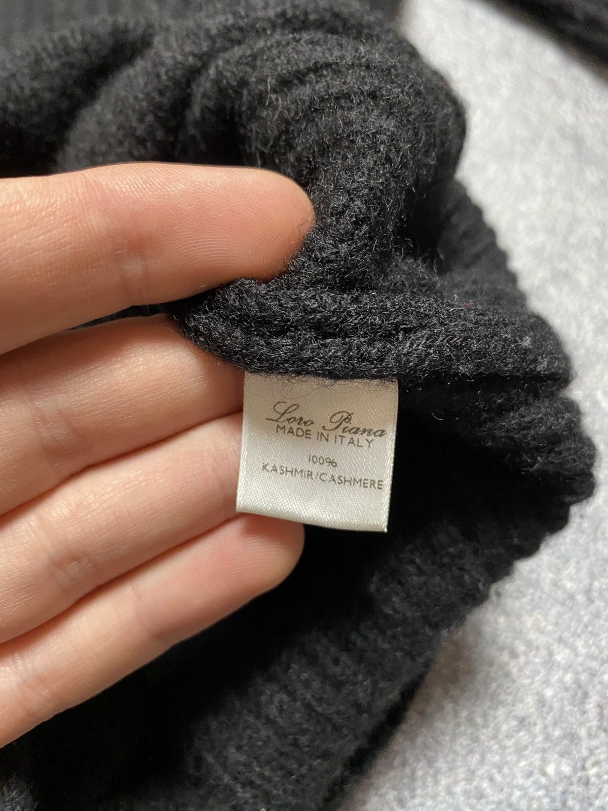Loro Piana Loro Piana Cashmere cardigan womens L-Xl Size ONE SIZE - 6 Thumbnail