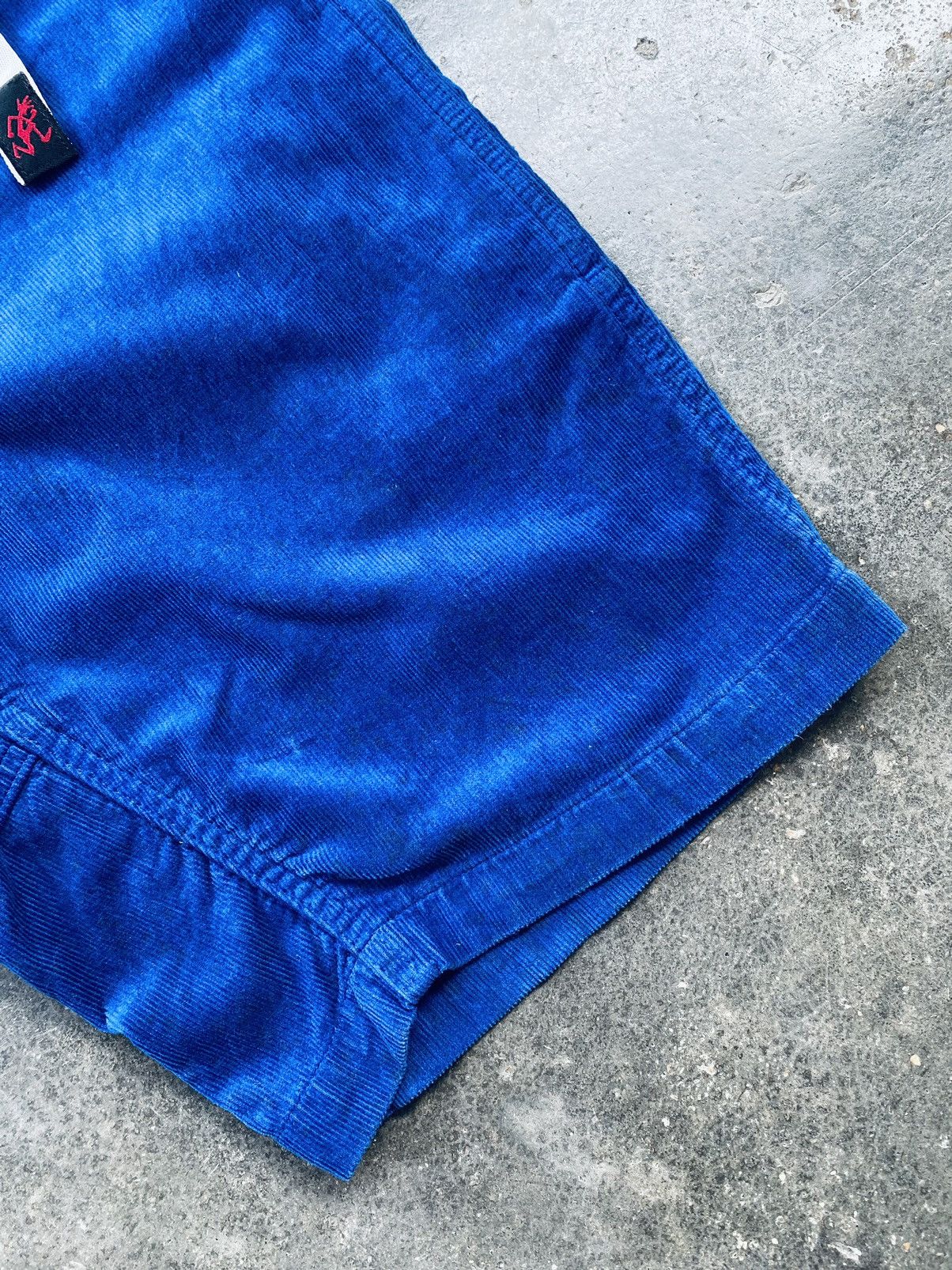 Gramicci Vintage Gramicci Blue Corduroy Short Pants Size US 29 - 14 Thumbnail