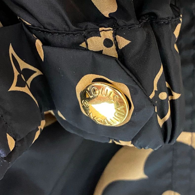 Louis Vuitton Louis Vuitton Black Gold Bermuda Old Flower Full Print Tro Size S / US 4 / IT 40 - 5 Thumbnail