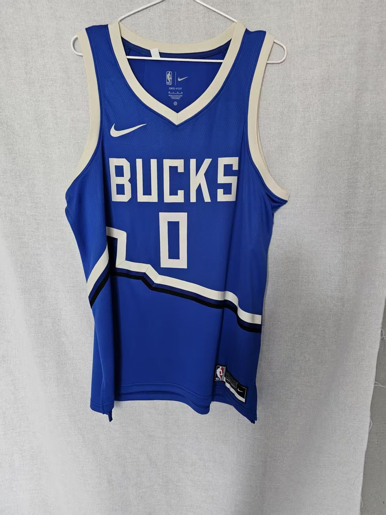 NBA Milwaukee Bucks Damian Lillard Jersey L Size US L / EU 52-54 / 3 - 2 Thumbnail
