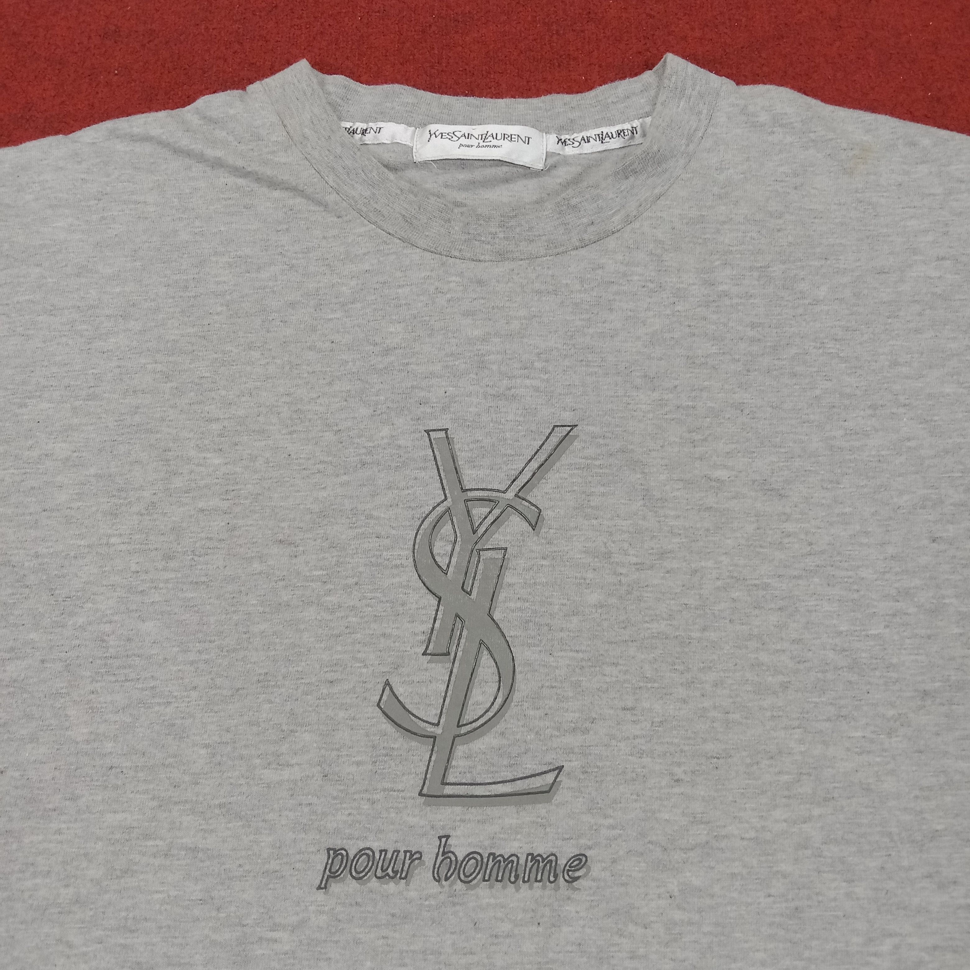 Vintage Yves Saint Laurent YSL Center Logo Design Tshirt Size US L / EU 52-54 / 3 - 2 Thumbnail