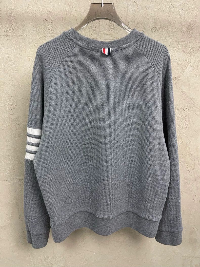 Thom Browne Thom Browne size4 Huffug round neck hoodie Size US XL / EU 56 / 4 - 4 Thumbnail