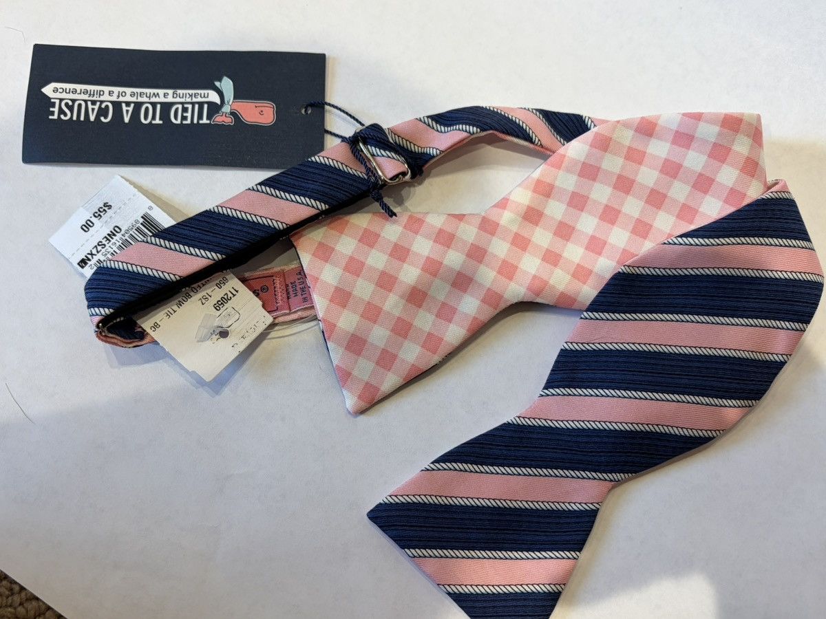 Vineyard Vines Set Of 3 New Patterned Vineyard Vines Bow Ties (never worn) Size ONE SIZE - 4 Thumbnail