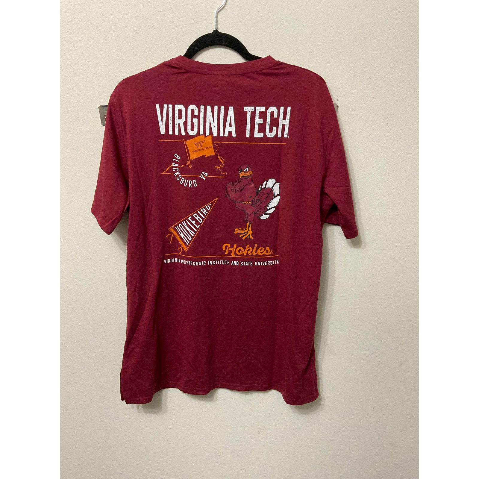 Other NWT Captivating Virginia Tech Hokies Pocket T-Shirt Sz L Size US L / EU 52-54 / 3 - 2 Thumbnail