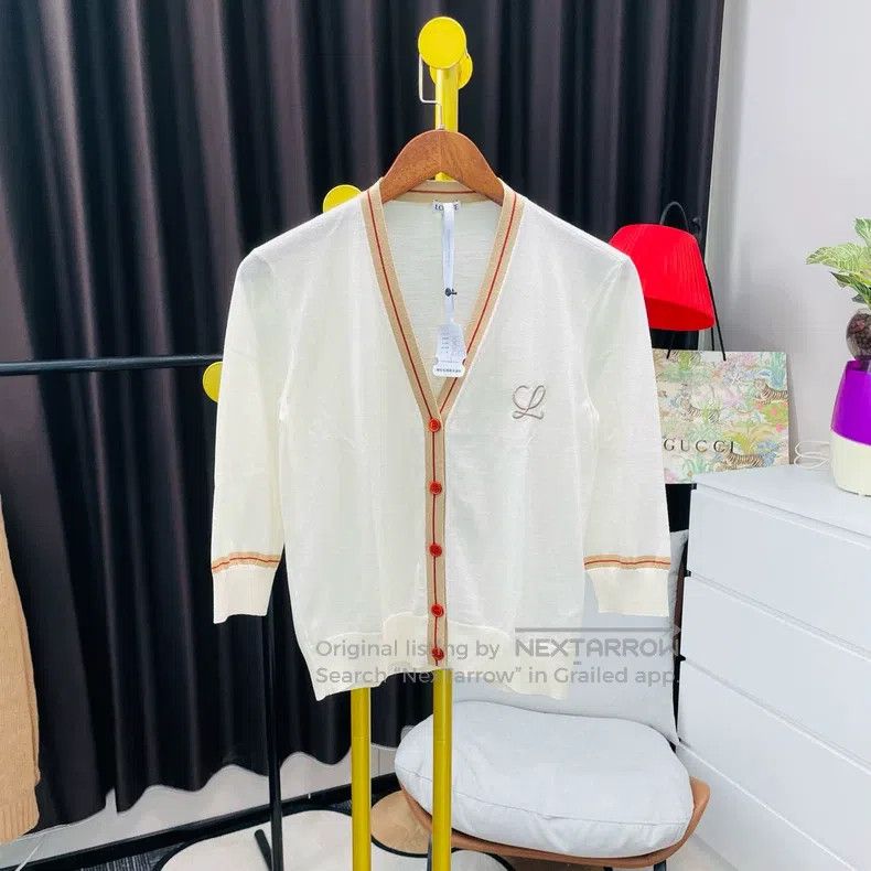Loewe Loewe Beige Chest Logo Knit Top Size S / US 4 / IT 40 - 1 Thumbnail