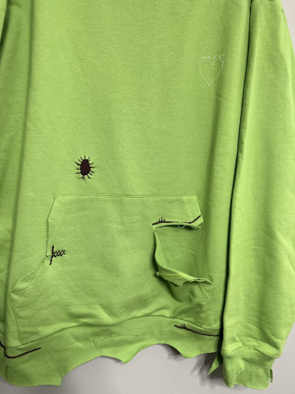 Marni MARNI EMBROIDERED DISTRESSED SWEATSHIRT Size US L / EU 52-54 / 3 - 4 Thumbnail