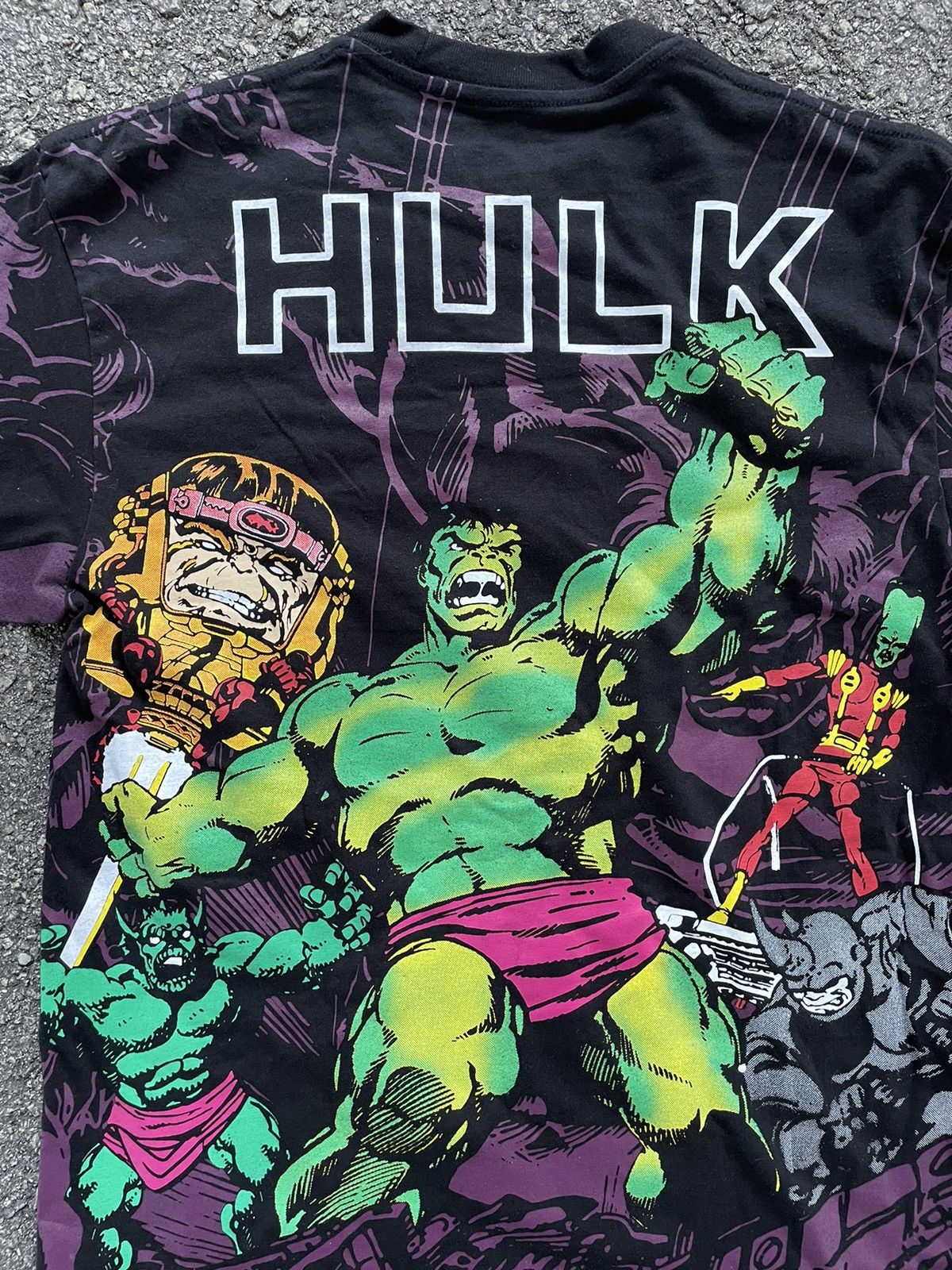 Marvel Comics Hulk AOP tee Size US M / EU 48-50 / 2 - 4 Thumbnail