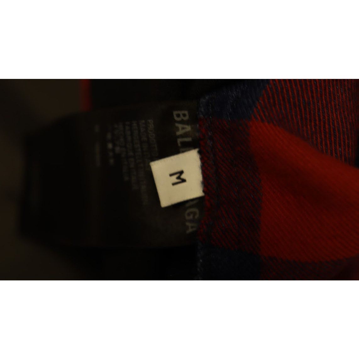 Balenciaga o1rshd1 Hybrid Plaid Button Up Shirt in Blue/Red Size US M / EU 48-50 / 2 - 9 Thumbnail