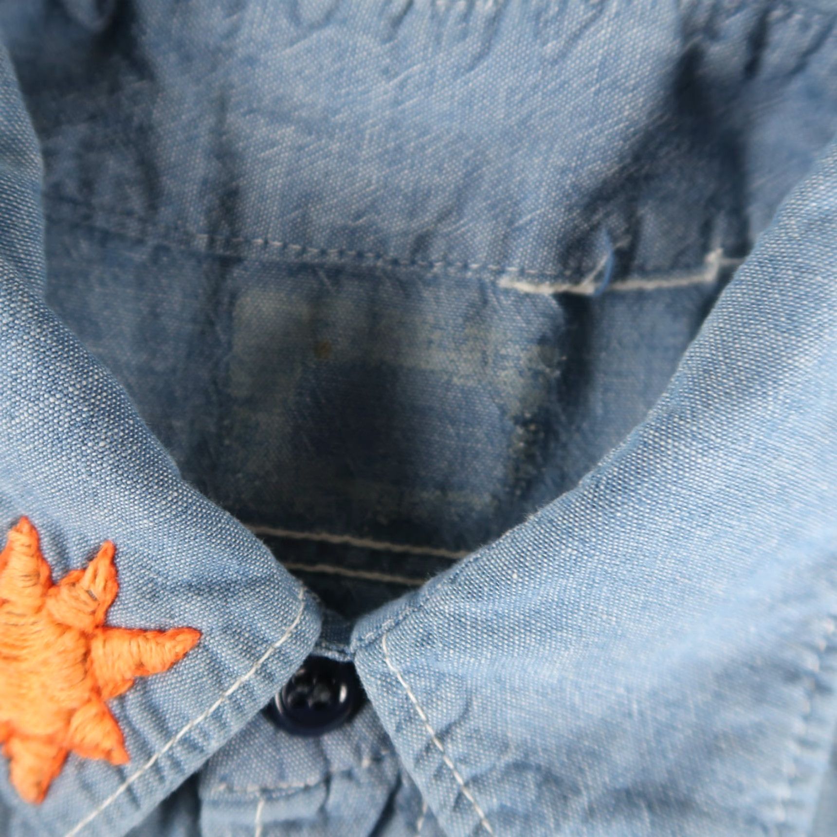 Vintage VINTAGE Hand Embroidered Chambray Shirt Santa Size Small S Blue Shirt Women Boho 70s 60s Hippie Size S / US 4 / IT 40 - 6 Thumbnail