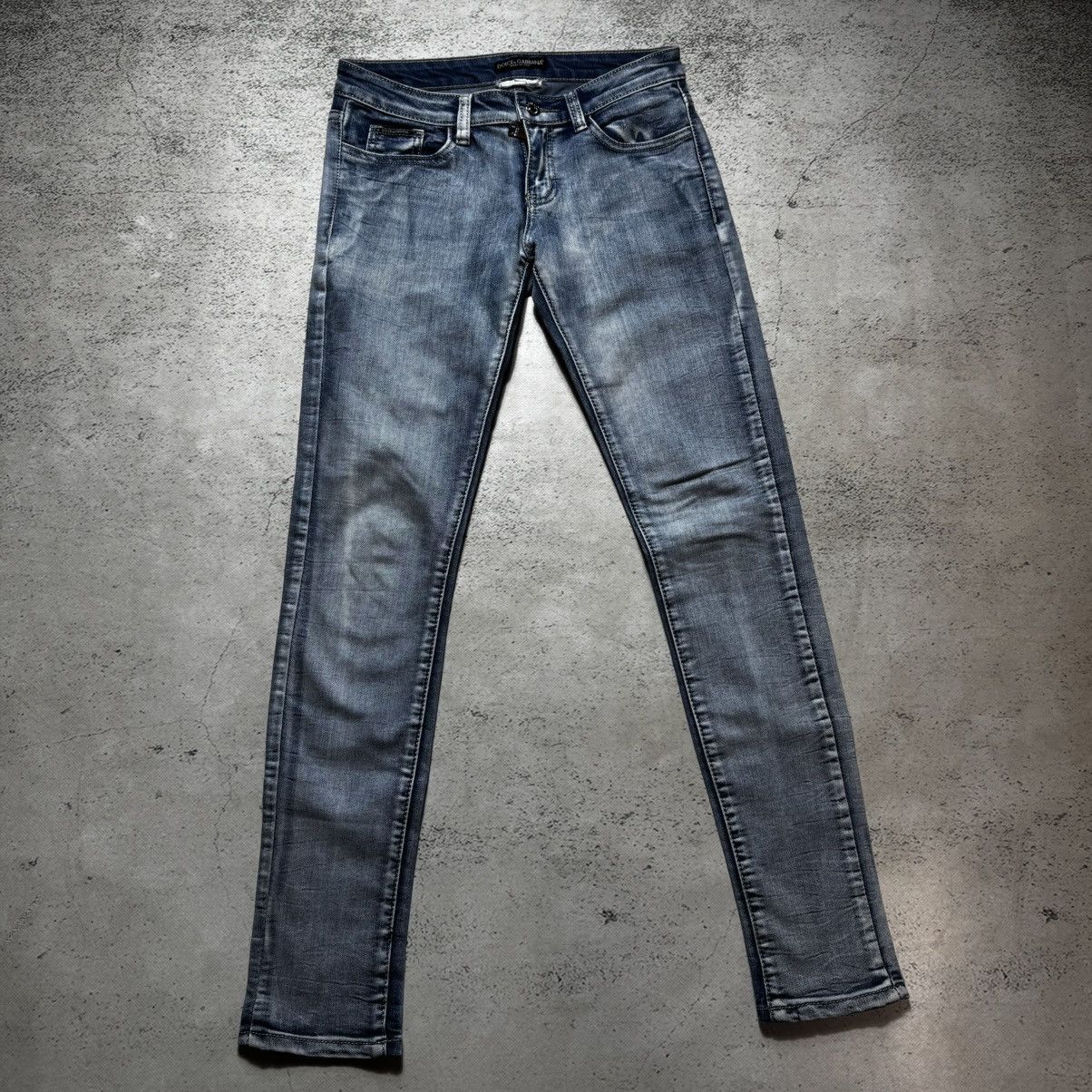 Dolce & Gabbana luxury dolce gabbana faded jeans with big logo rare Size 27" / US 4 / IT 40 - 9 Thumbnail