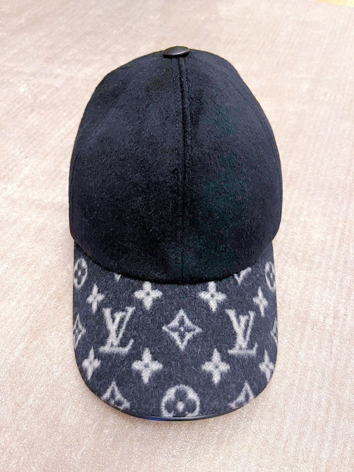 Louis Vuitton Louis Vuitton Luxury Hats Size ONE SIZE - 1 Thumbnail