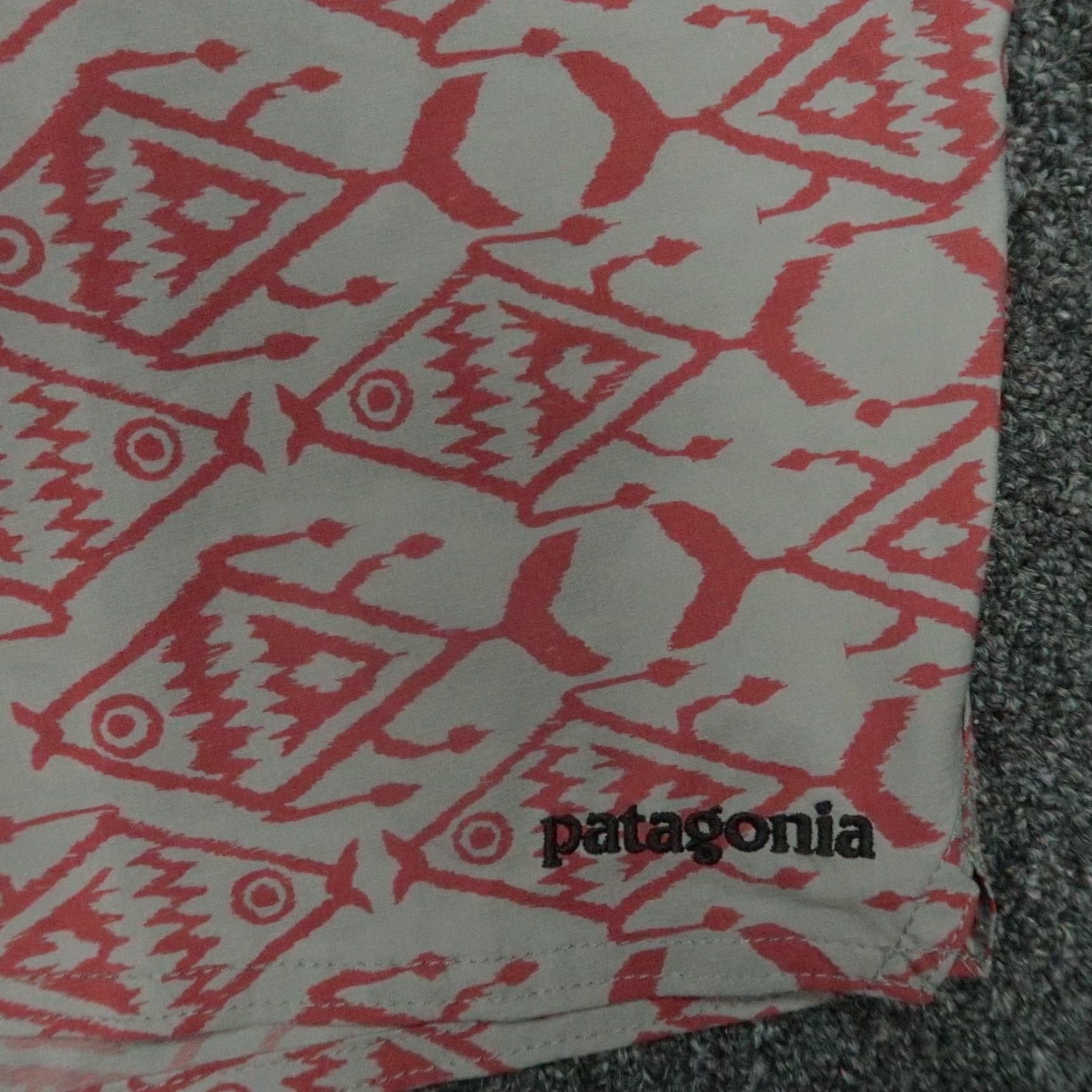 Patagonia Patagonia Board Shorts Men 38 Red Gray Stretch Planing Ikat Fish NWT Size US 38 / EU 54 - 4 Thumbnail