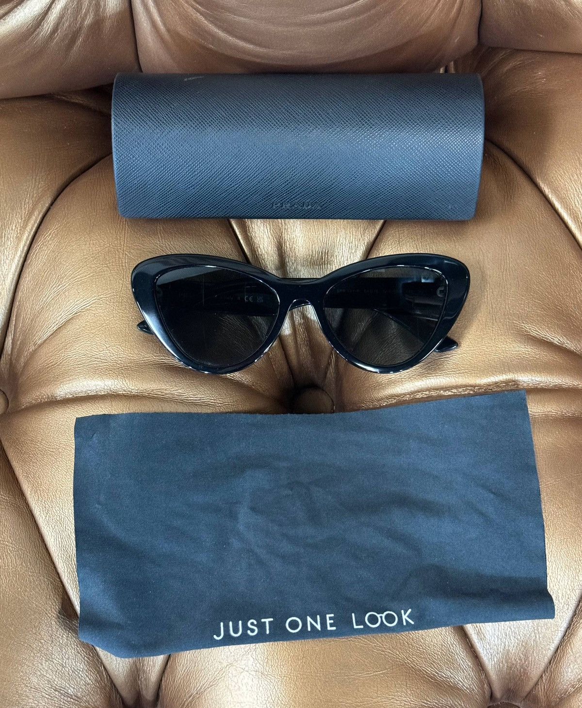 Prada Prada PR 13YS 1AB5S0 black lenses sunglasses 52mm Box Cloth Size ONE SIZE - 1 Thumbnail