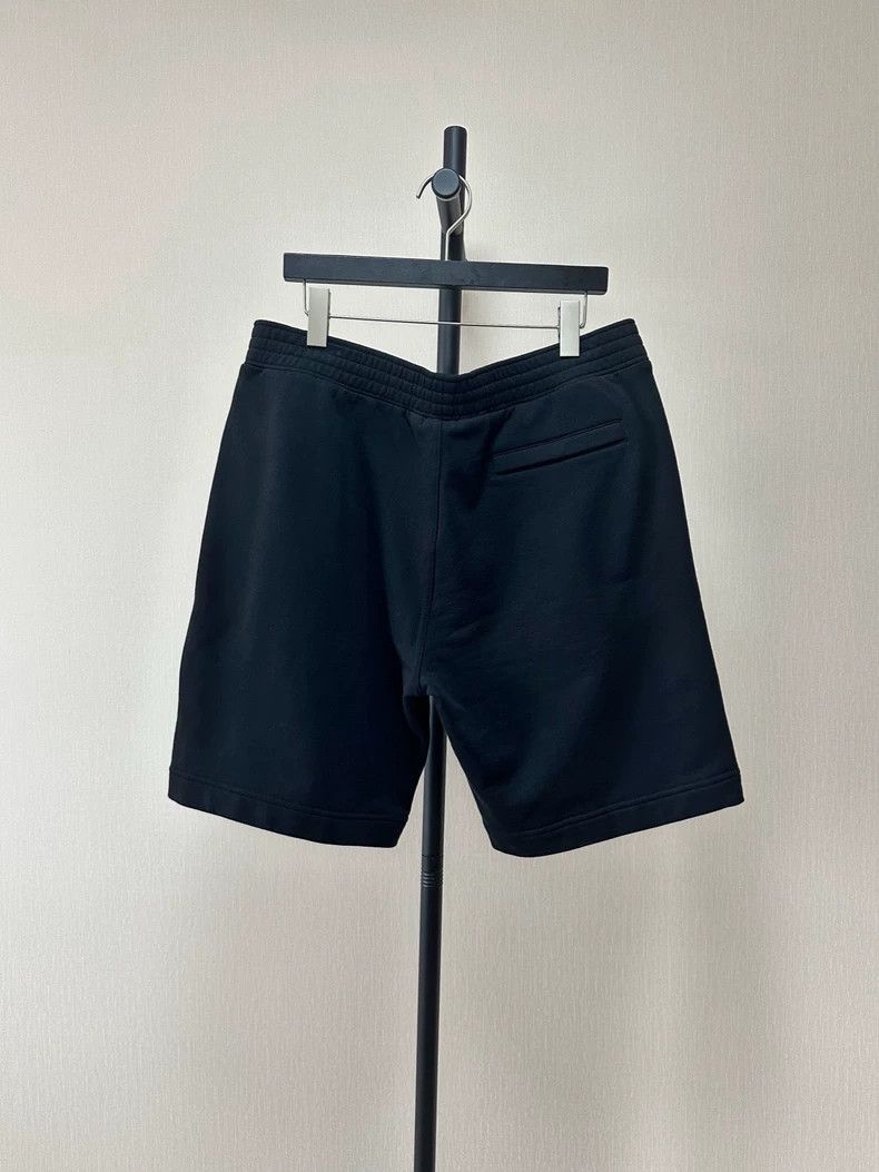 Other Givenchy Size3XL Black Casual Shorts Size US 30 / EU 46 - 2 Thumbnail
