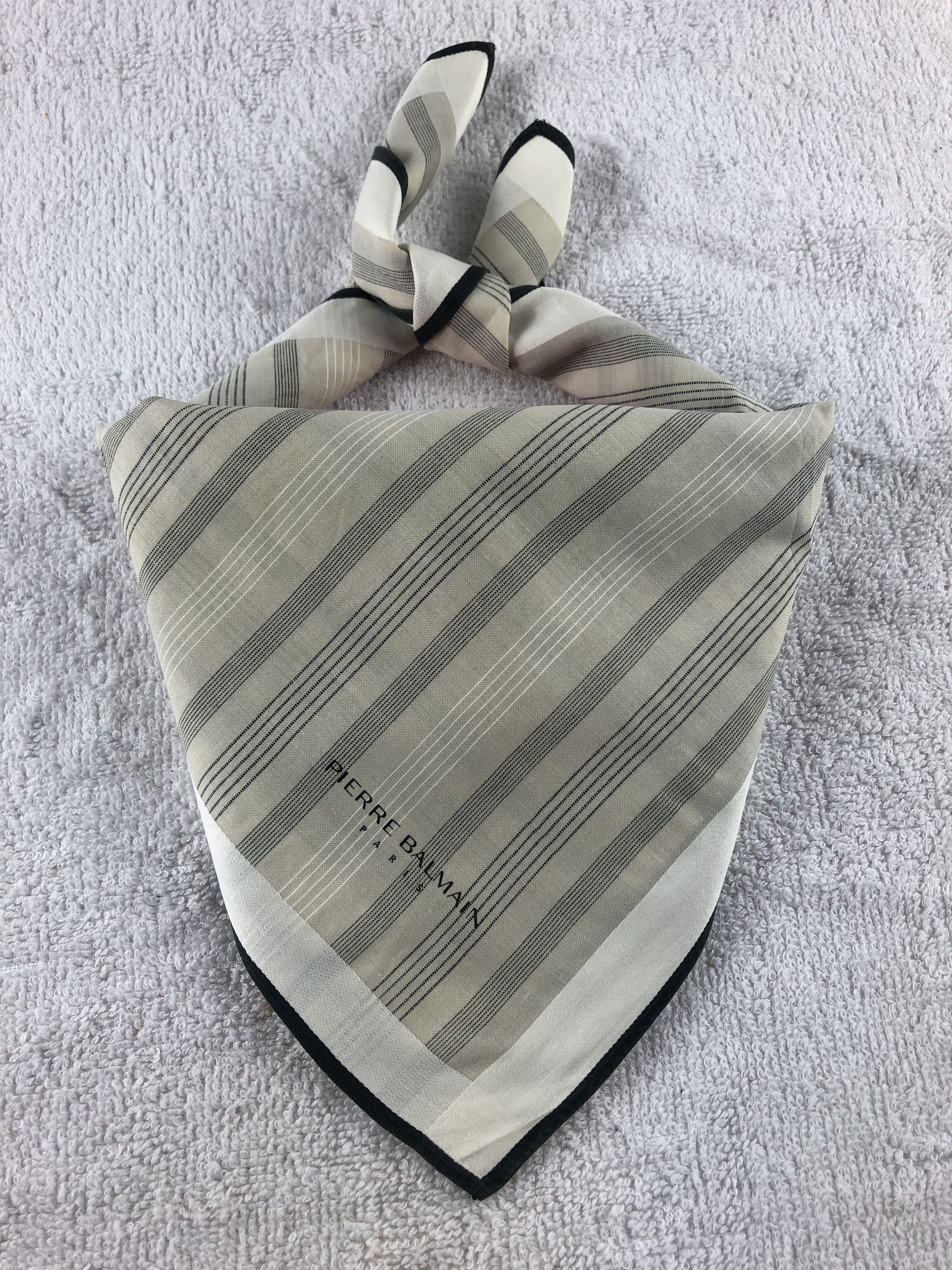 Pierre Balmain × Vintage Pierre Balmain Handkerchief / Bandana / Neckerchief Size ONE SIZE - 1 Thumbnail