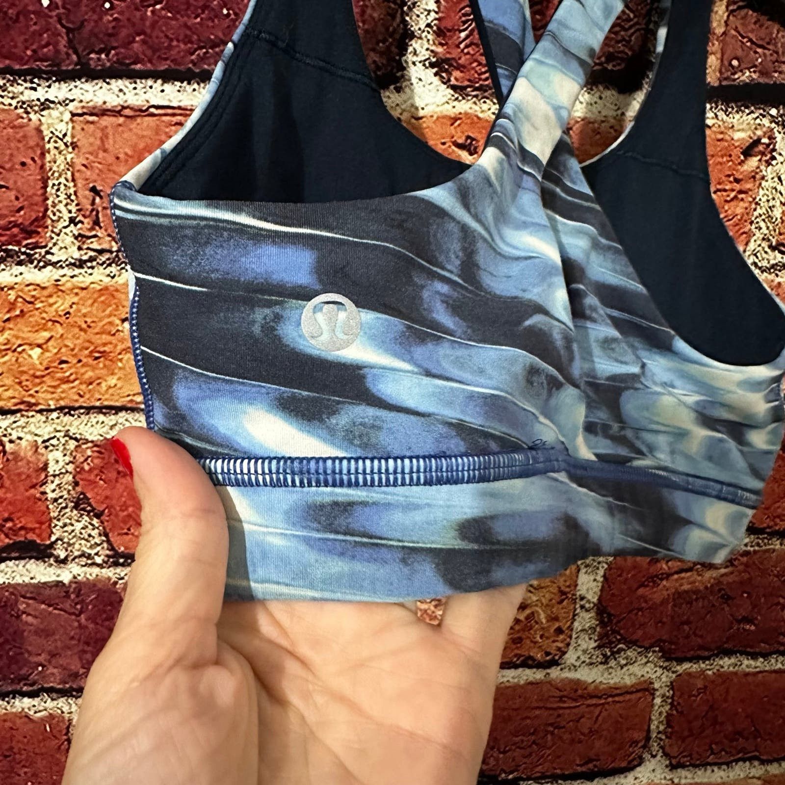Lululemon lululemon sports bra size 6 Size M / US 6-8 / IT 42-44 - 4 Thumbnail