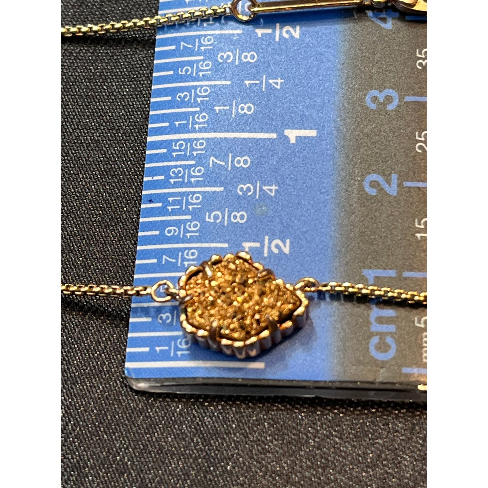 Kendra Scott Elisa Kendra Scott Gold Tone Pendant Necklace 16” Size ONE SIZE - 6 Thumbnail