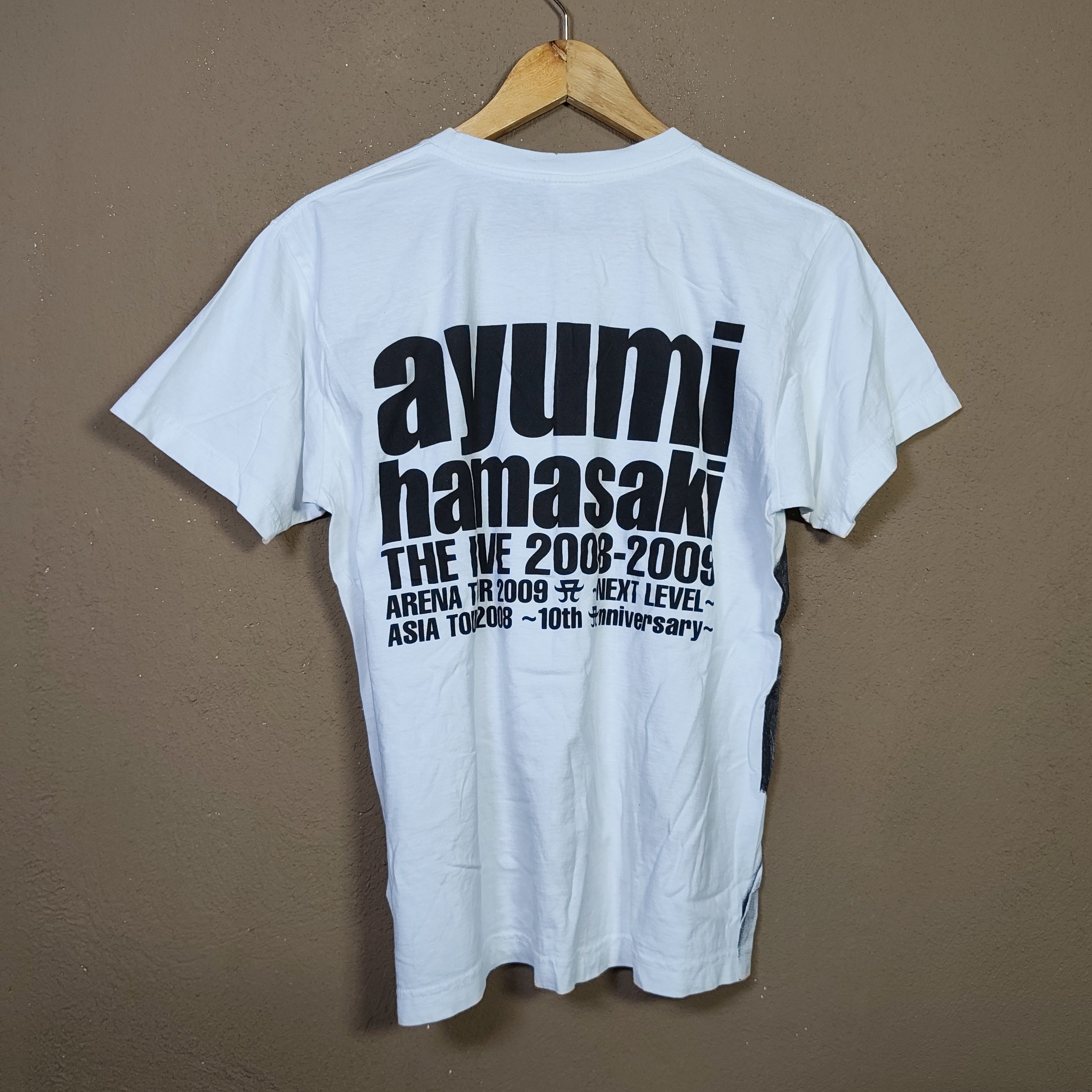 Band Tees Vintage 2008 J-POP AYUMI HAMASAKI Tour Tshirt Size US M / EU 48-50 / 2 - 2 Thumbnail