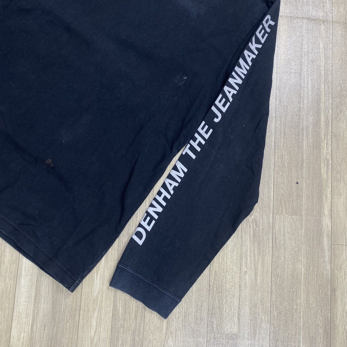 DENHAM × White Mountaineering White Mountaineering X Denham Spell Out T Shirt Long Sleeve Size US L / EU 52-54 / 3 - 3 Thumbnail