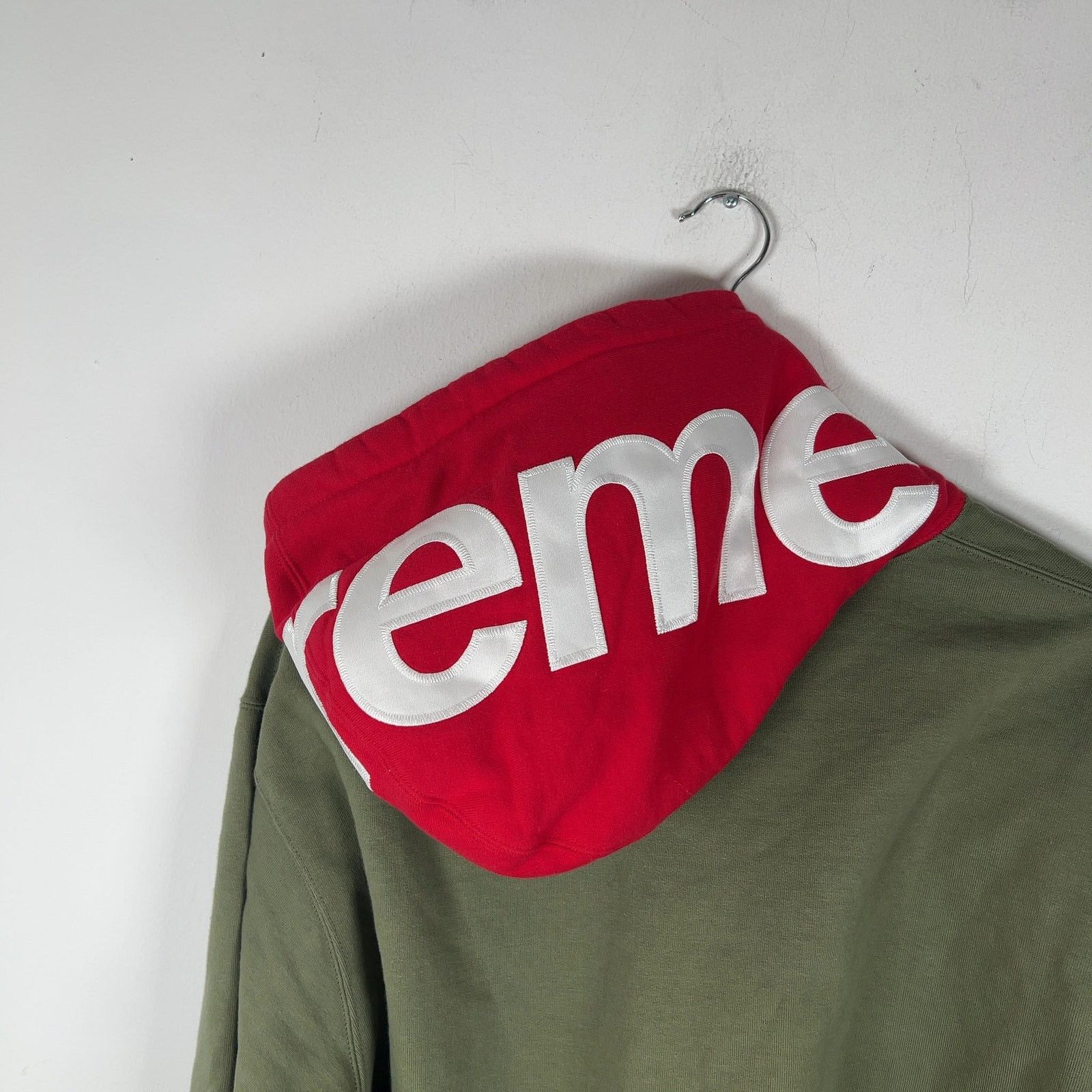 Supreme Supreme Logo Hood Hoodie Size US M / EU 48-50 / 2 - 4 Thumbnail