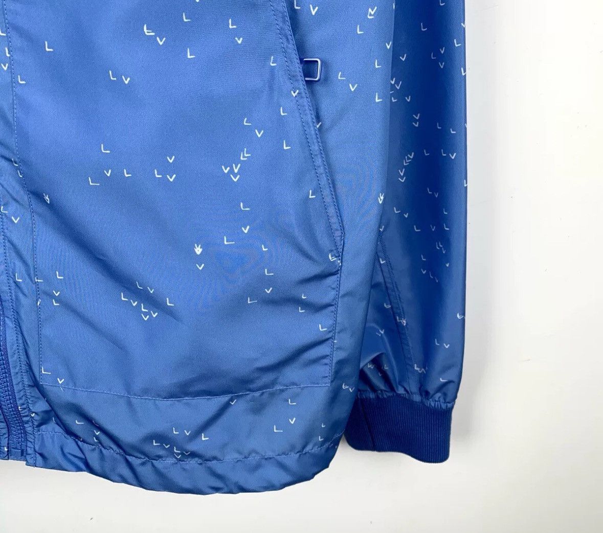 Louis Vuitton Louis Vuitton LV 22 logo checkerboard blue zipper jacket Size US XL / EU 56 / 4 - 4 Thumbnail