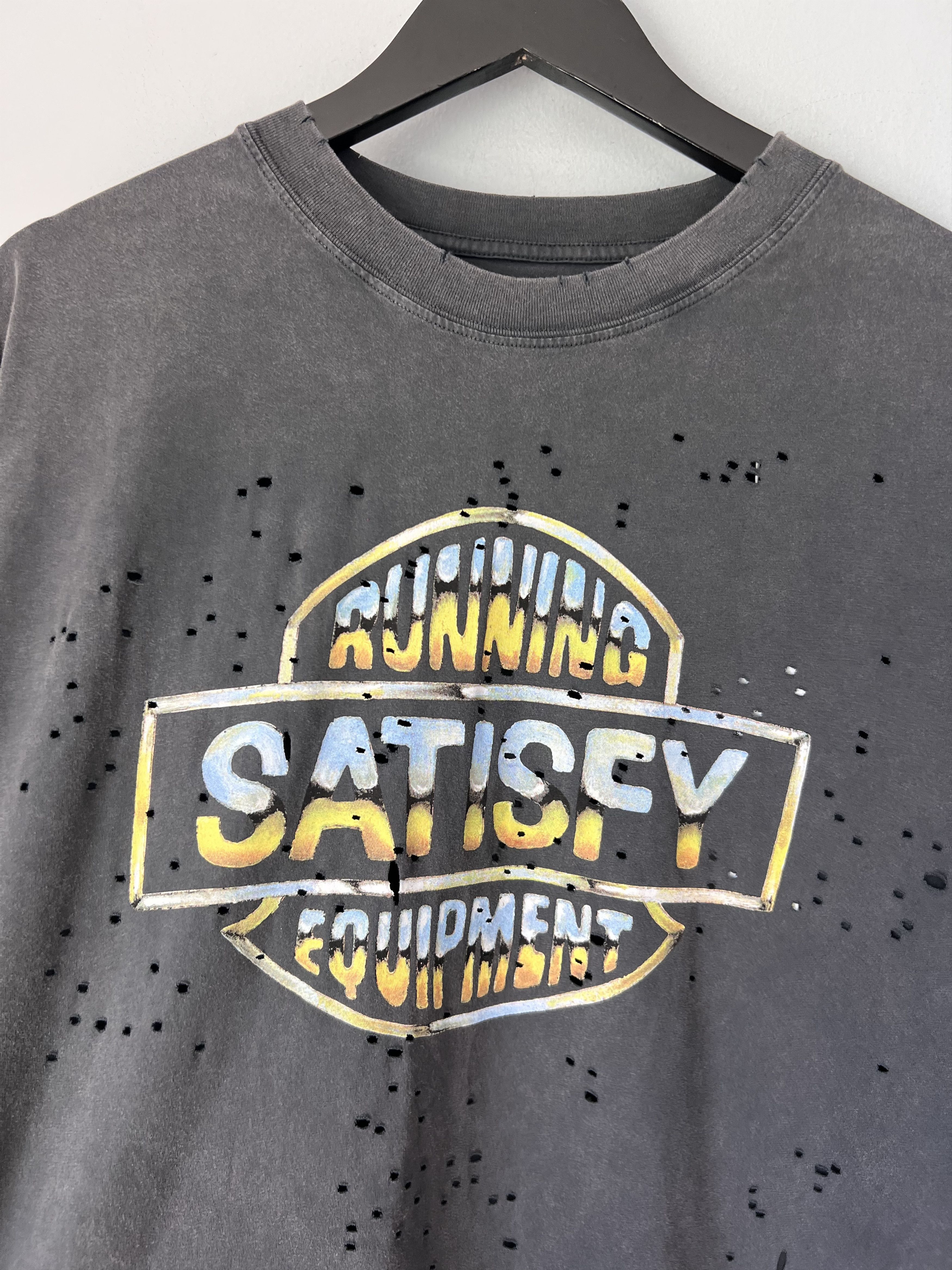 Satisfy Satisfy Running Authorized Dealer Mothtech Tee in Black Size US S / EU 44-46 / 1 - 2 Thumbnail