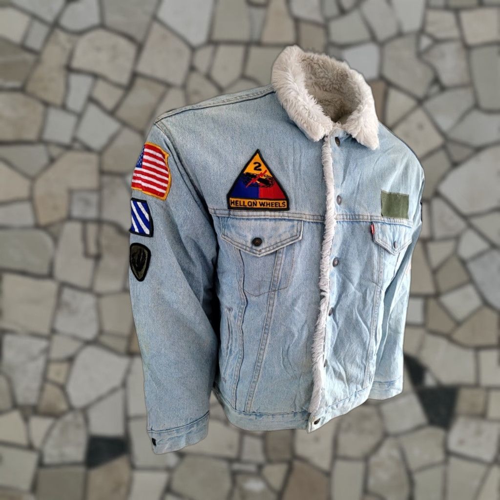 Levi's Levi's Sherpa Trucker Jacket M - Made in USA - Black Denim - Military Patchwork - Hell on Wheels Infantry - Men’s Jacket Size US M / EU 48-50 / 2 - 1 Thumbnail