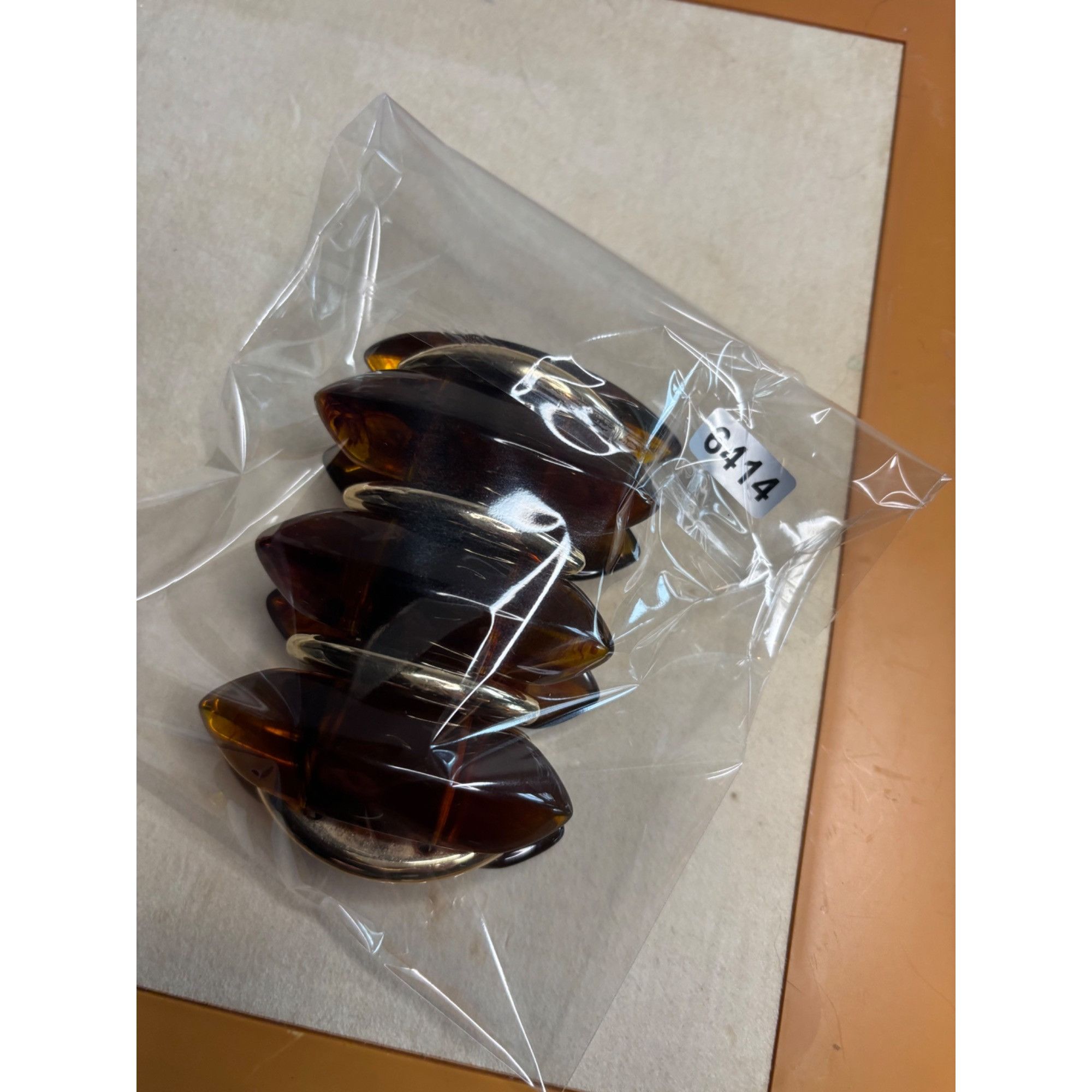 Other Vintage Amber-Style Resin & Gold-Toned Statement Bangle Brac Size ONE SIZE - 6 Thumbnail