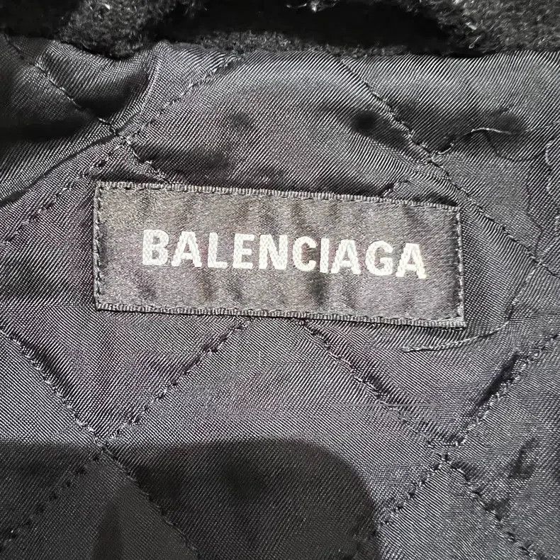 Balenciaga Balenciaga Front Logo Fleece Jacket Size US S / EU 44-46 / 1 - 4 Thumbnail