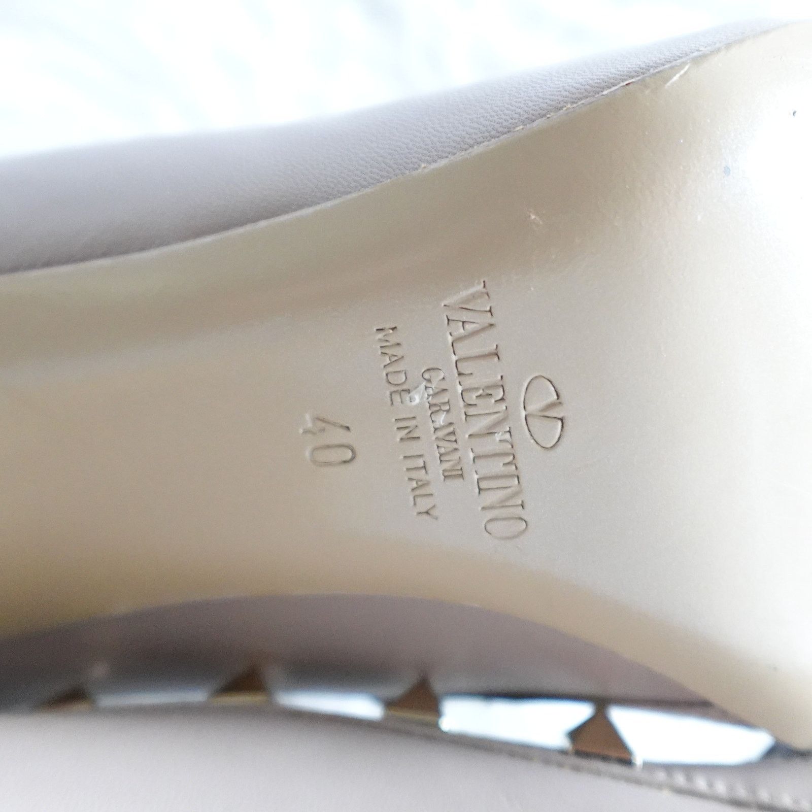 Valentino Valentino Beige Nude Nappa Gold Rockstud Cross Strap Pumps Size US 10 / IT 40 - 15 Thumbnail